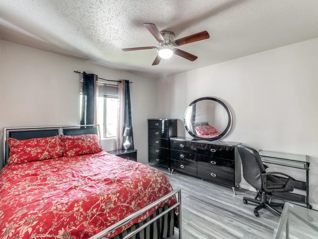 Condominium For Sale in Dallas County , 7431 Holly Hill Drive 210, Dallas, Texas 75231, 2 Bedroom, 1 Bathroom, Garage spaces, 781 Sqft, built in 1979, mls#21219215, Real Estate Agent in Dallas, Homes For Sale in Dallas county, Homes For Sale in Dallas, Realtor in Dallas Texas, Real Estate Brokerage Independent Realty Texas, Luminita Cordes Realtor