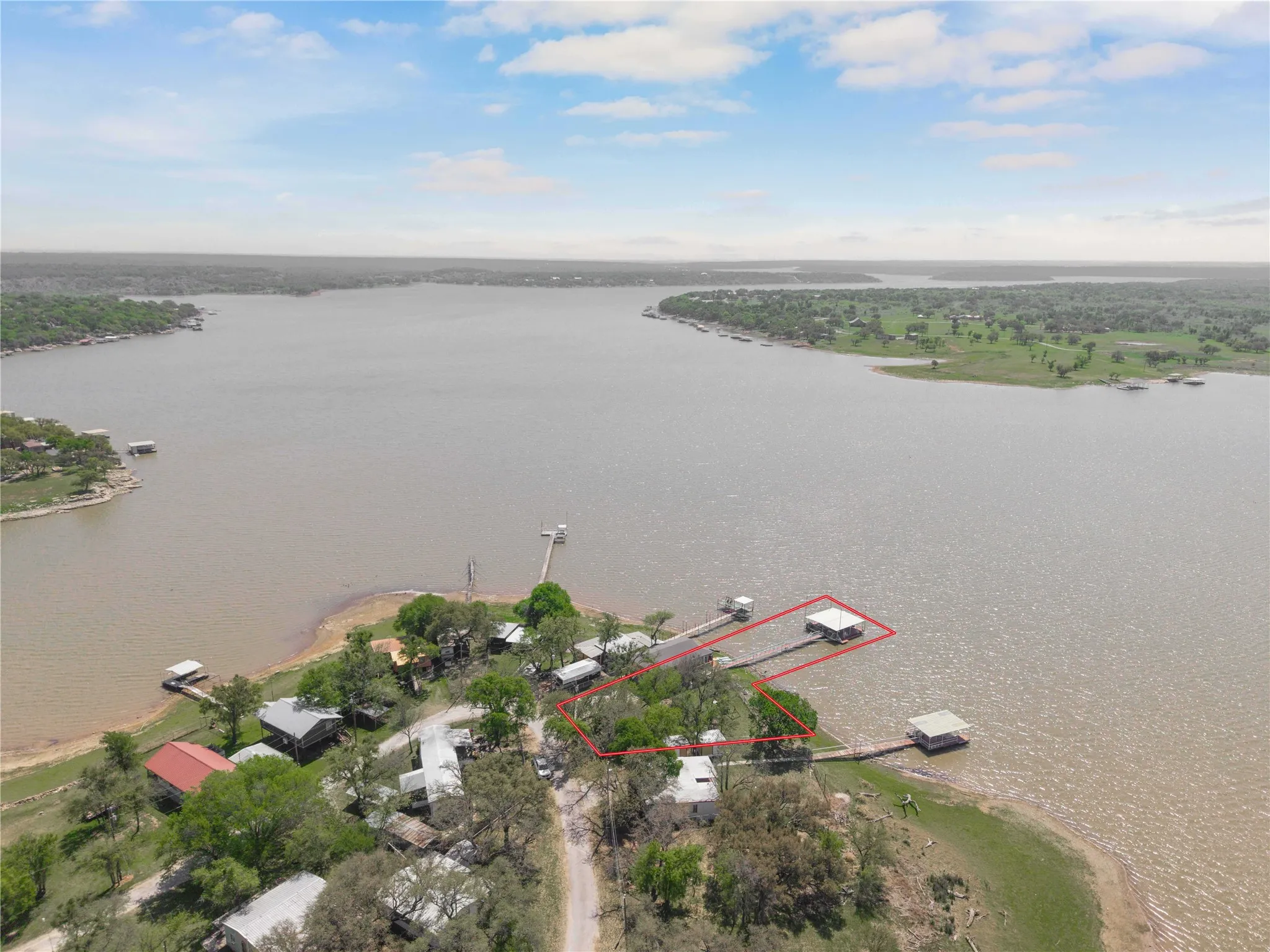 Single Family Residence For Sale in Brown County , 3490 Bounding Main, May, Texas 76857, 2 Bedroom, 1 Bathroom, Garage spaces, 1,056 Sqft, built in 1989, mls#21220917, Real Estate Agent in May, Homes For Sale in Brown county, Homes For Sale in May, Realtor in May Texas, Real Estate Brokerage Independent Realty Texas, Luminita Cordes Realtor