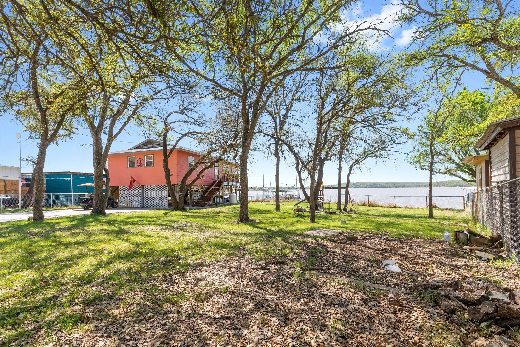 Single Family Residence For Sale in Brown County , 3490 Bounding Main, May, Texas 76857, 2 Bedroom, 1 Bathroom, Garage spaces, 1,056 Sqft, built in 1989, mls#21220917, Real Estate Agent in May, Homes For Sale in Brown county, Homes For Sale in May, Realtor in May Texas, Real Estate Brokerage Independent Realty Texas, Luminita Cordes Realtor