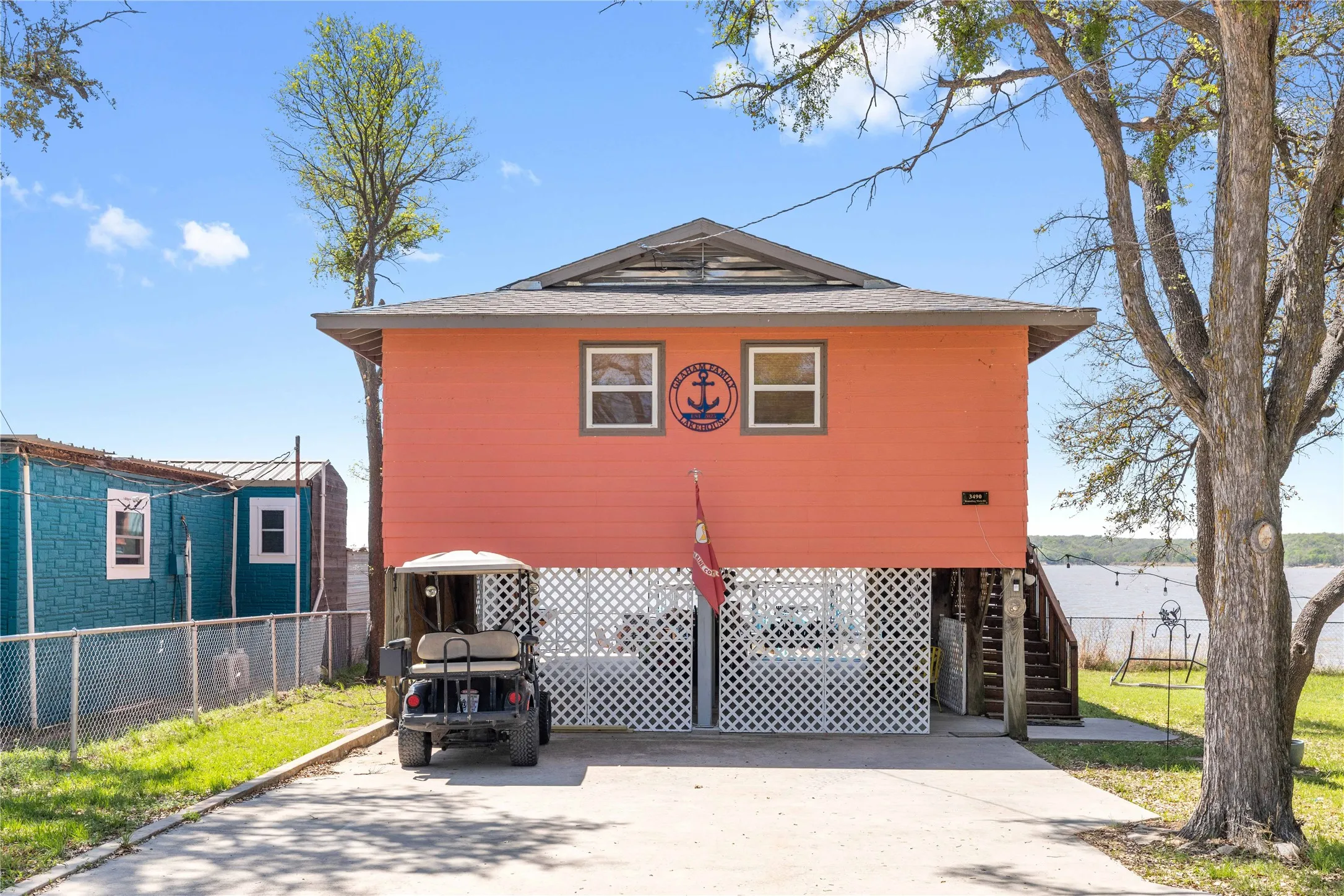 Single Family Residence For Sale in Brown County , 3490 Bounding Main, May, Texas 76857, 2 Bedroom, 1 Bathroom, Garage spaces, 1,056 Sqft, built in 1989, mls#21220917, Real Estate Agent in May, Homes For Sale in Brown county, Homes For Sale in May, Realtor in May Texas, Real Estate Brokerage Independent Realty Texas, Luminita Cordes Realtor
