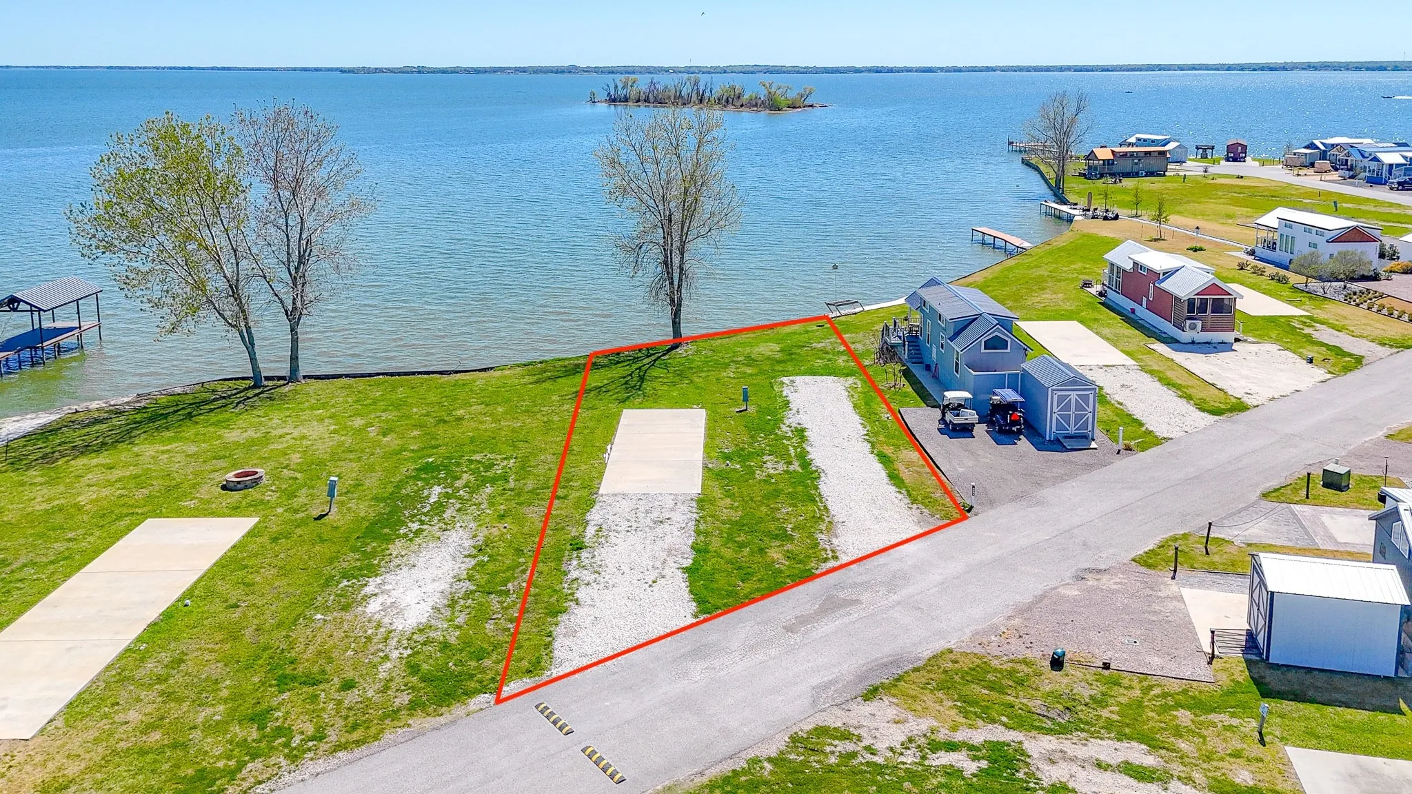 Unimproved Land For Sale in Navarro County , Lots 117 & 118 Peninsula Road, Kerens, Texas 75144, 0, 0, Garage spaces, 0 Sqft, built in 0, mls#21214101, Real Estate Agent in Kerens, Homes For Sale in Navarro county, Homes For Sale in Kerens, Realtor in Kerens Texas, Real Estate Brokerage Independent Realty Texas, Luminita Cordes Realtor