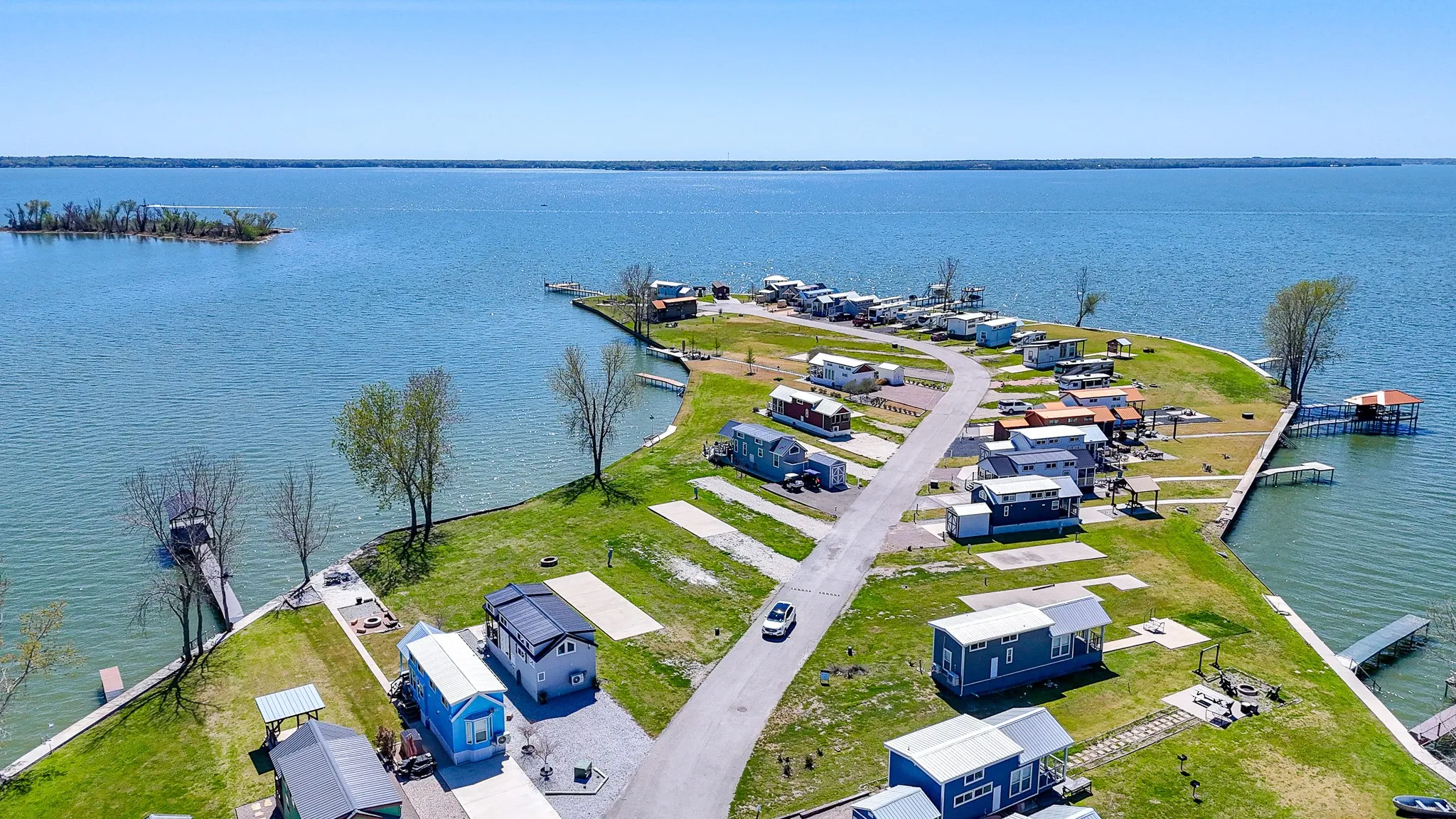 Unimproved Land For Sale in Navarro County , Lots 117 & 118 Peninsula Road, Kerens, Texas 75144, 0, 0, Garage spaces, 0 Sqft, built in 0, mls#21214101, Real Estate Agent in Kerens, Homes For Sale in Navarro county, Homes For Sale in Kerens, Realtor in Kerens Texas, Real Estate Brokerage Independent Realty Texas, Luminita Cordes Realtor