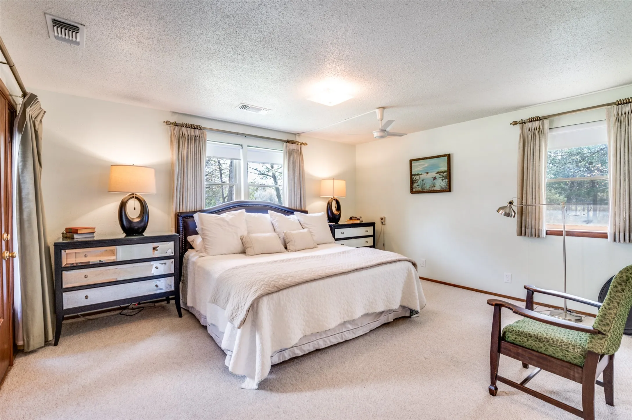 Farm For Sale in Grayson County , 182 Huts Crossing Road, Sadler, Texas 76264, 3 Bedrooms, 2 Bathrooms, 2 Garage spaces, 1,832 Sqft, built in 1981, Preowned, Price $969,000, mls#21221188, Real Estate Agent in Sadler, Homes For Sale in Grayson county, Homes For Sale in Sadler, Realtor in Sadler Texas, Real Estate Brokerage Independent Realty Texas, Luminita Cordes Realtor