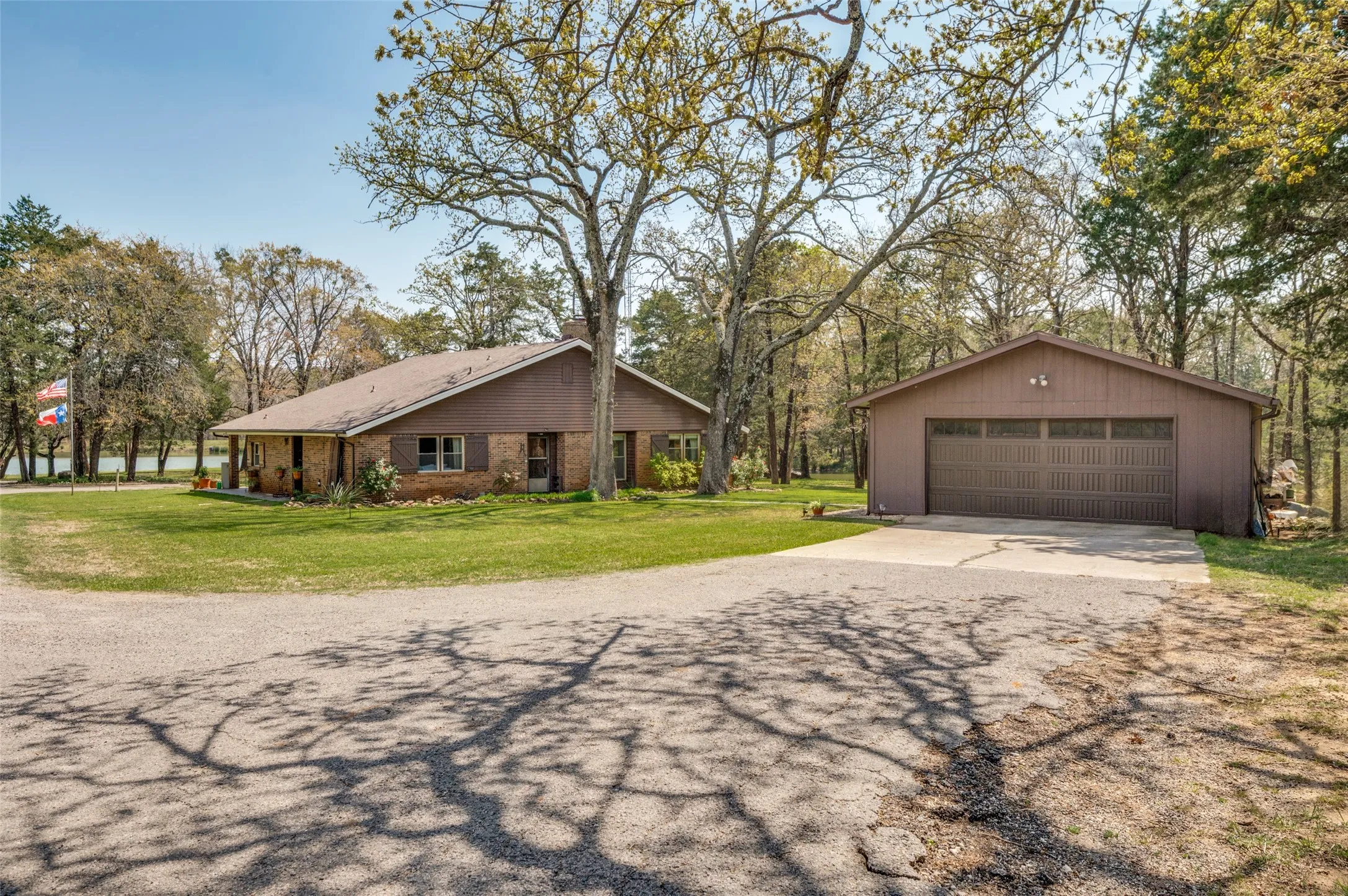 Farm For Sale in Grayson County , 182 Huts Crossing Road, Sadler, Texas 76264, 3 Bedrooms, 2 Bathrooms, 2 Garage spaces, 1,832 Sqft, built in 1981, Preowned, Price $969,000, mls#21221188, Real Estate Agent in Sadler, Homes For Sale in Grayson county, Homes For Sale in Sadler, Realtor in Sadler Texas, Real Estate Brokerage Independent Realty Texas, Luminita Cordes Realtor