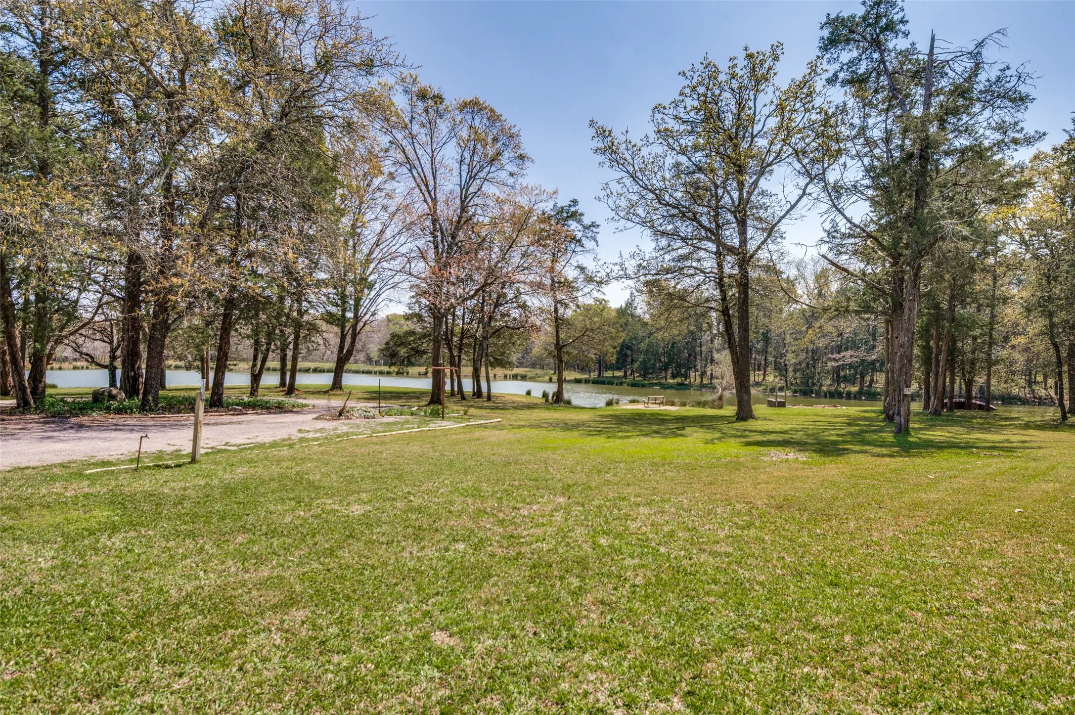 Farm For Sale in Grayson County , 182 Huts Crossing Road, Sadler, Texas 76264, 3 Bedrooms, 2 Bathrooms, 2 Garage spaces, 1,832 Sqft, built in 1981, Preowned, Price $969,000, mls#21221188, Real Estate Agent in Sadler, Homes For Sale in Grayson county, Homes For Sale in Sadler, Realtor in Sadler Texas, Real Estate Brokerage Independent Realty Texas, Luminita Cordes Realtor