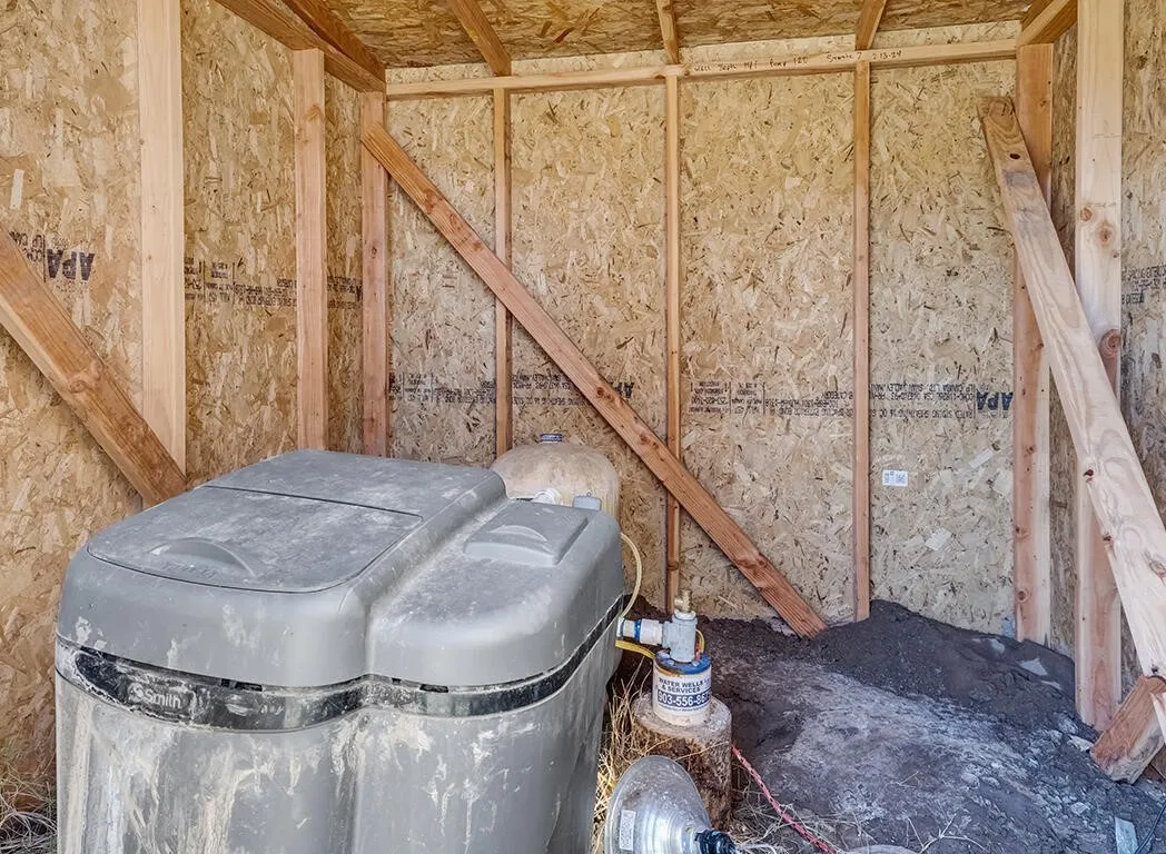 Single Family Residence For Sale in Bowie County , 187 Alan Street, Texarkana, Texas 75501, 3 Bedroom, 1 Bathroom, 2 Garage spaces, 1,218 Sqft, built in 1950, mls#21221660, Real Estate Agent in Texarkana, Homes For Sale in Bowie county, Homes For Sale in Texarkana, Realtor in Texarkana Texas, Real Estate Brokerage Independent Realty Texas, Luminita Cordes Realtor