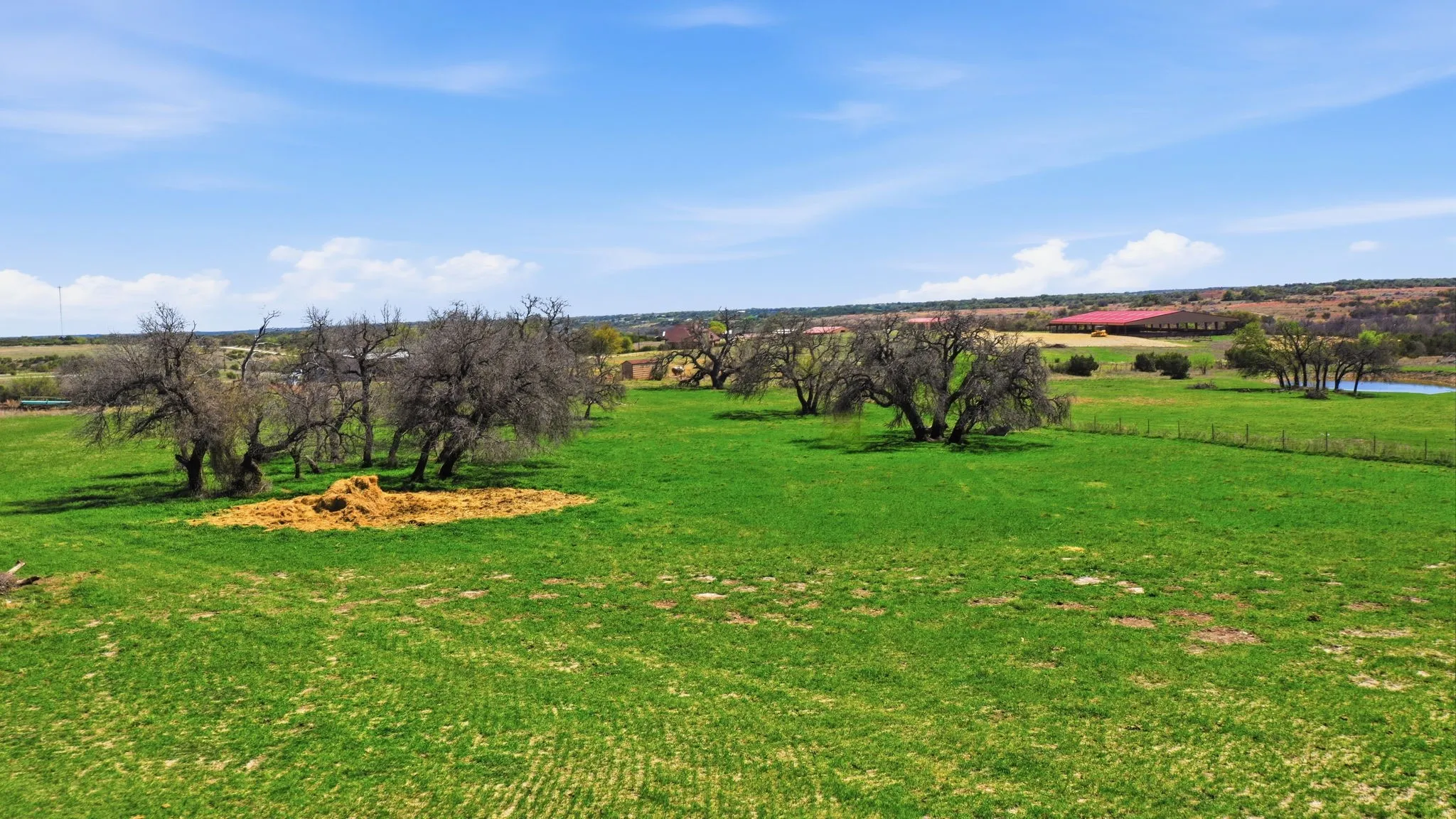 Farm For Sale in Erath County , 404 Private Road 1562, Stephenville, Texas 76401, 3 Bedroom, 4 Bathroom, Garage spaces, 3,107 Sqft, built in 2005, mls#21215685, Real Estate Agent in Stephenville, Homes For Sale in Erath county, Homes For Sale in Stephenville, Realtor in Stephenville Texas, Real Estate Brokerage Independent Realty Texas, Luminita Cordes Realtor