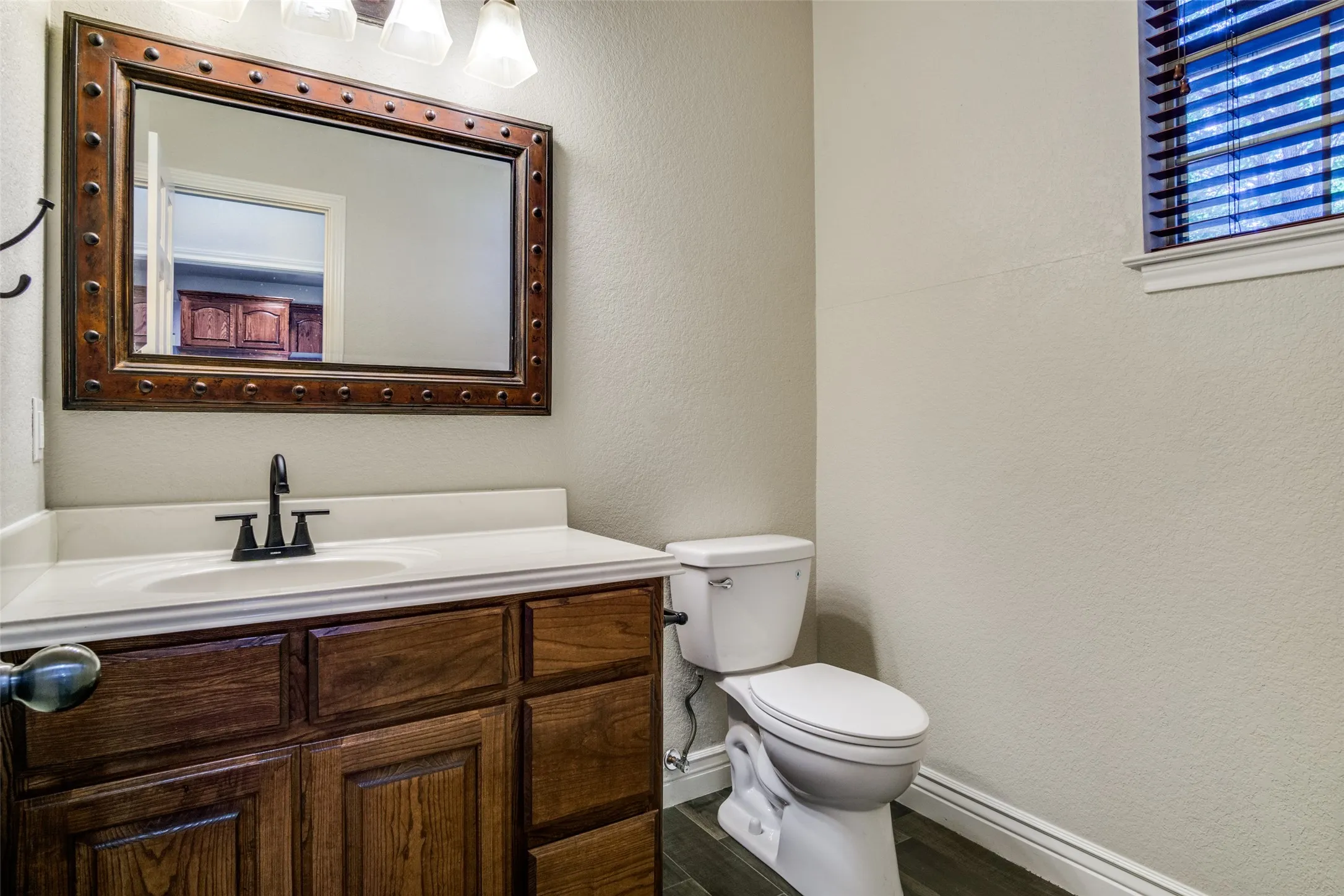 Duplex For Sale in Parker County , 101 Oakwood Drive, Weatherford, Texas 76086, 5 Bedroom, 5 Bathroom, 3 Garage spaces, 0 Sqft, built in 2002, Preowned, mls#21221676, Real Estate Agent in Weatherford, Homes For Sale in Parker county, Homes For Sale in Weatherford, Realtor in Weatherford Texas, Real Estate Brokerage Independent Realty Texas, Luminita Cordes Realtor