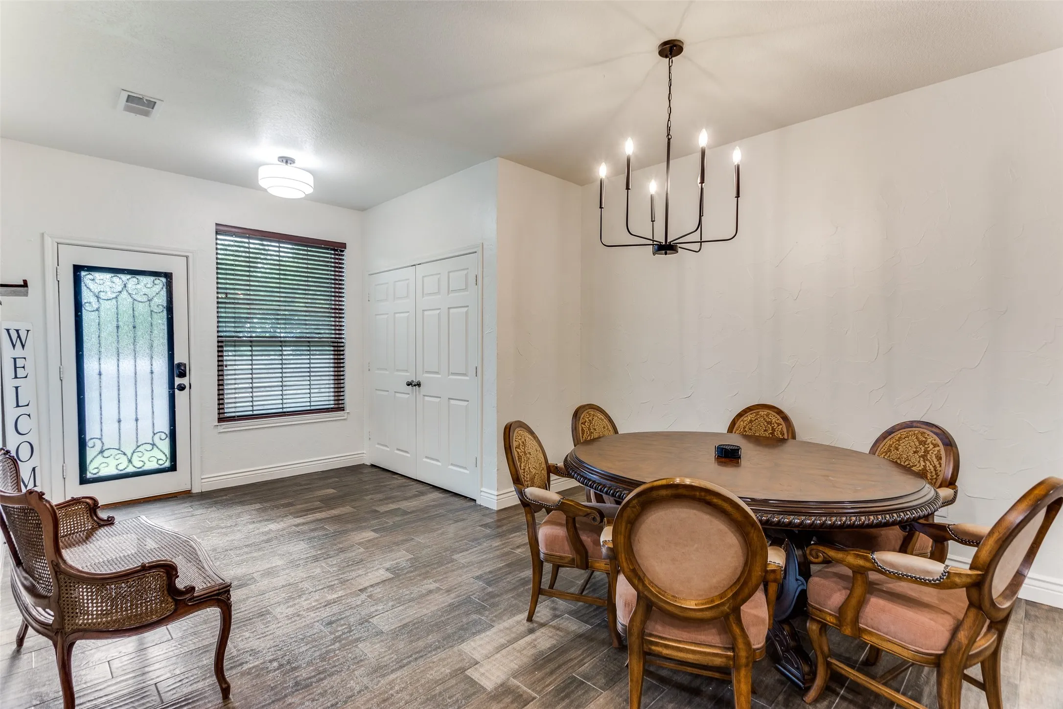 Duplex For Sale in Parker County , 101 Oakwood Drive, Weatherford, Texas 76086, 5 Bedroom, 5 Bathroom, 3 Garage spaces, 0 Sqft, built in 2002, Preowned, mls#21221676, Real Estate Agent in Weatherford, Homes For Sale in Parker county, Homes For Sale in Weatherford, Realtor in Weatherford Texas, Real Estate Brokerage Independent Realty Texas, Luminita Cordes Realtor