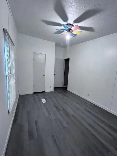 Manufactured Home For Sale in Erath County , 13429 Fm 914, Stephenville, Texas 76401, 3 Bedroom, 2 Bathroom, Garage spaces, 1,080 Sqft, built in 2008, mls#21218818, Real Estate Agent in Stephenville, Homes For Sale in Erath county, Homes For Sale in Stephenville, Realtor in Stephenville Texas, Real Estate Brokerage Independent Realty Texas, Luminita Cordes Realtor