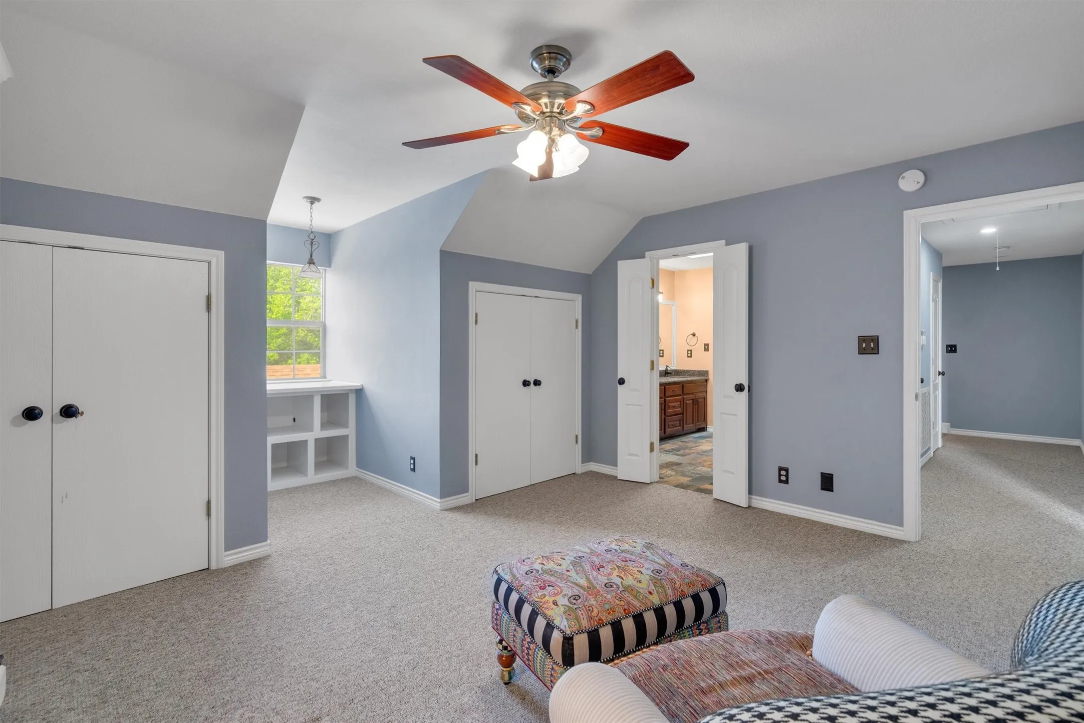 Single Family Residence For Sale in Parker County , 6206 S Fm 730, Azle, Texas 76020, 4 Bedroom, 4 Bathroom, 2 Garage spaces, 3,348 Sqft, built in 2000, Preowned, mls#21221417, Real Estate Agent in Azle, Homes For Sale in Parker county, Homes For Sale in Azle, Realtor in Azle Texas, Real Estate Brokerage Independent Realty Texas, Luminita Cordes Realtor