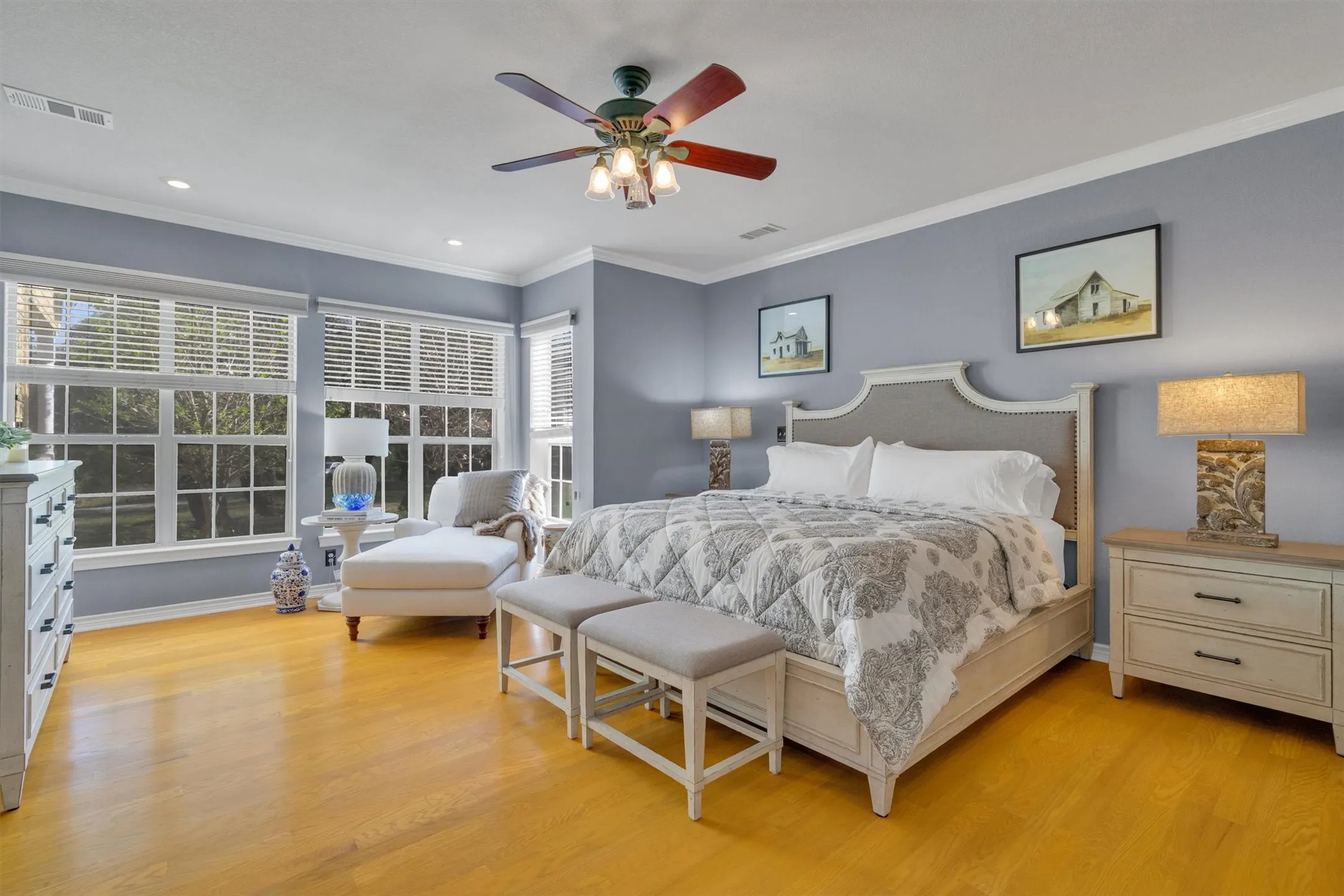 Single Family Residence For Sale in Parker County , 6206 S Fm 730, Azle, Texas 76020, 4 Bedroom, 4 Bathroom, 2 Garage spaces, 3,348 Sqft, built in 2000, Preowned, mls#21221417, Real Estate Agent in Azle, Homes For Sale in Parker county, Homes For Sale in Azle, Realtor in Azle Texas, Real Estate Brokerage Independent Realty Texas, Luminita Cordes Realtor