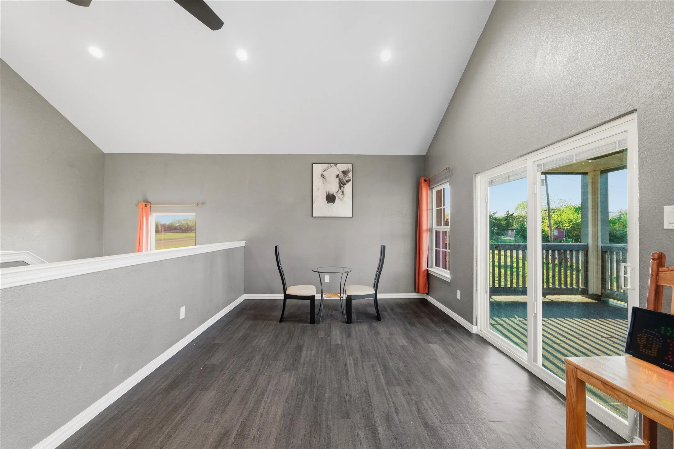 Single Family Residence For Sale in Hunt County , 641 Countess Road, Quinlan, Texas 75474, 3 Bedroom, 3 Bathroom, 2 Garage spaces, 3,200 Sqft, built in 2020, mls#21221449, Real Estate Agent in Quinlan, Homes For Sale in Hunt county, Homes For Sale in Quinlan, Realtor in Quinlan Texas, Real Estate Brokerage Independent Realty Texas, Luminita Cordes Realtor