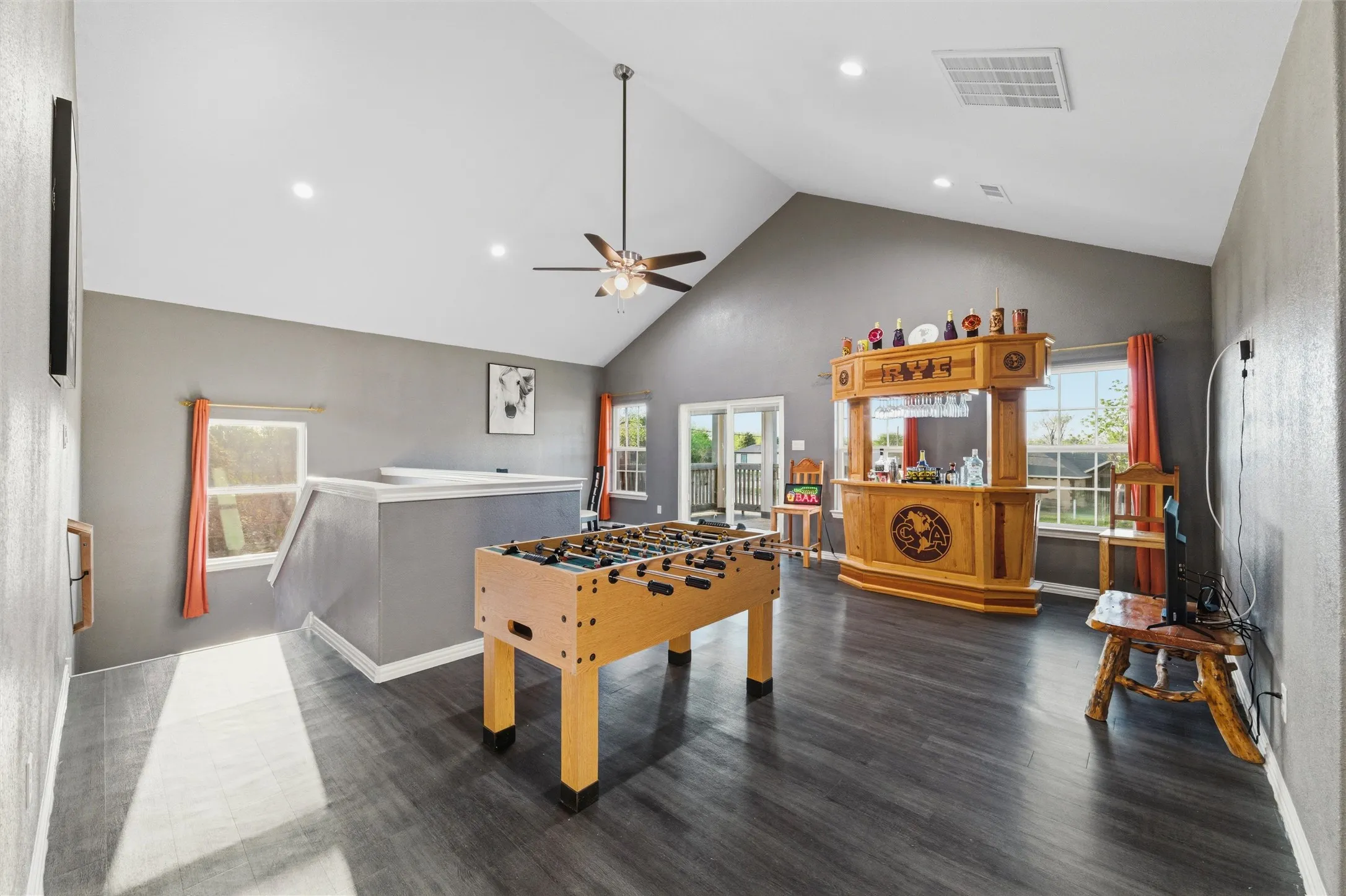 Single Family Residence For Sale in Hunt County , 641 Countess Road, Quinlan, Texas 75474, 3 Bedroom, 3 Bathroom, 2 Garage spaces, 3,200 Sqft, built in 2020, mls#21221449, Real Estate Agent in Quinlan, Homes For Sale in Hunt county, Homes For Sale in Quinlan, Realtor in Quinlan Texas, Real Estate Brokerage Independent Realty Texas, Luminita Cordes Realtor