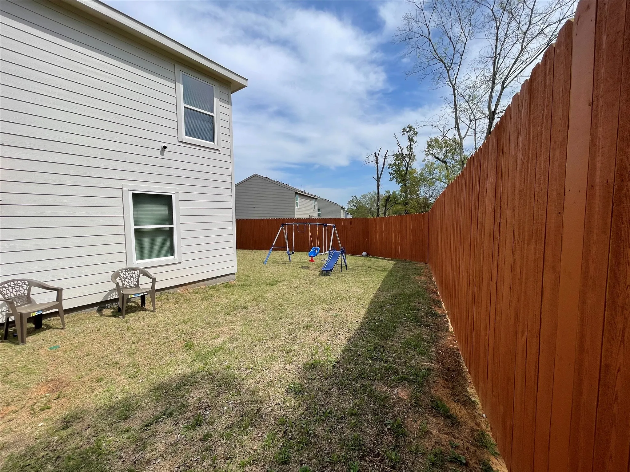 Single Family Residence For Sale in Henderson County , 408 Parker Oaks Drive, Chandler, Texas 75758, 6 Bedroom, 4 Bathroom, 2 Garage spaces, 4,121 Sqft, built in 2024, Preowned, mls#21216945, Real Estate Agent in Chandler, Homes For Sale in Henderson county, Homes For Sale in Chandler, Realtor in Chandler Texas, Real Estate Brokerage Independent Realty Texas, Luminita Cordes Realtor
