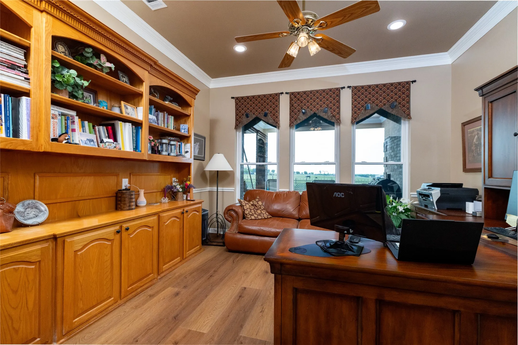 Farm For Sale in Denton County , 13435 Jackson Road, Krum, Texas 76249, 4 Bedroom, 4 Bathroom, 2 Garage spaces, 2,400 Sqft, built in 2000, mls#21221869, Real Estate Agent in Krum, Homes For Sale in Denton county, Homes For Sale in Krum, Realtor in Krum Texas, Real Estate Brokerage Independent Realty Texas, Luminita Cordes Realtor