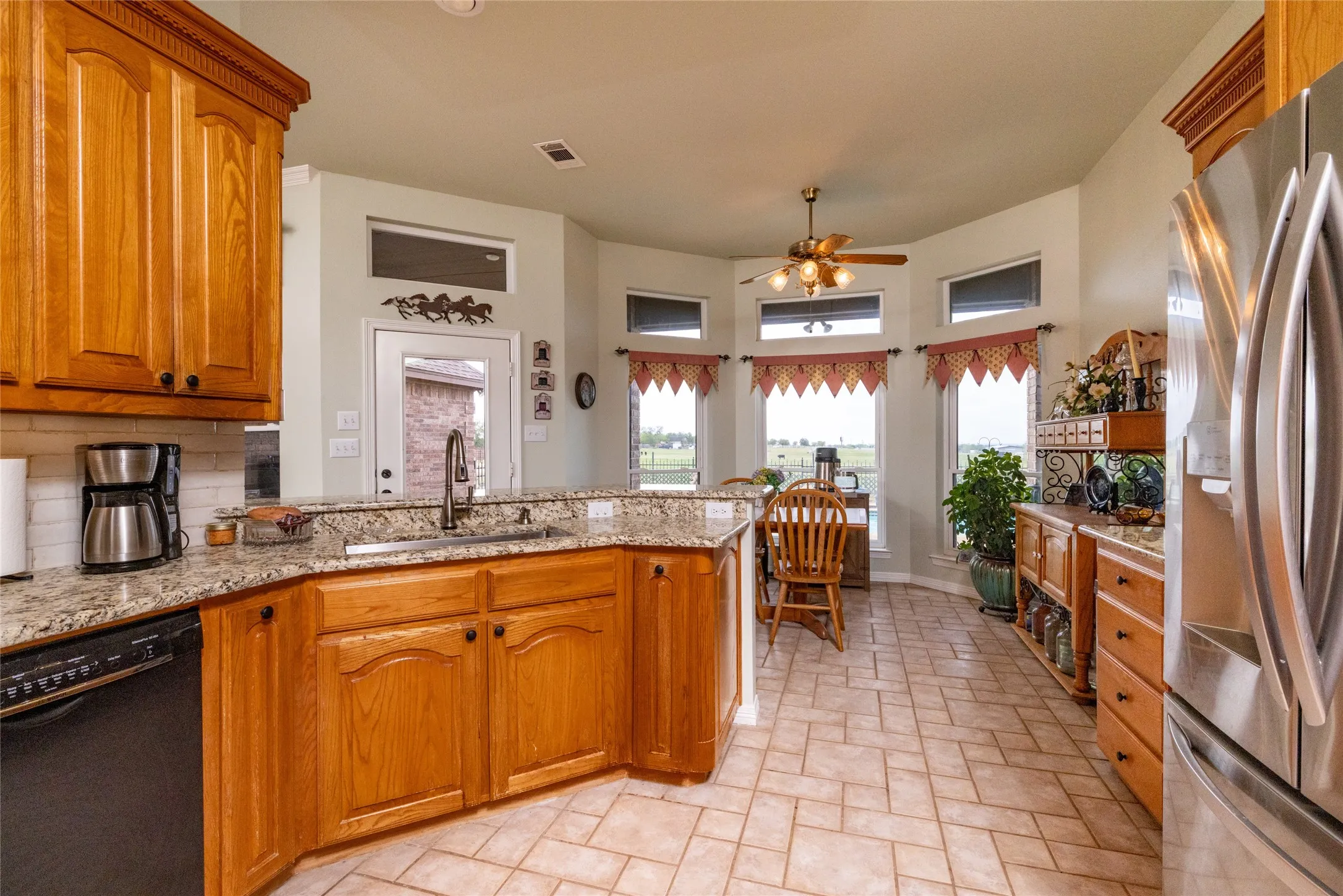 Farm For Sale in Denton County , 13435 Jackson Road, Krum, Texas 76249, 4 Bedroom, 4 Bathroom, 2 Garage spaces, 2,400 Sqft, built in 2000, mls#21221869, Real Estate Agent in Krum, Homes For Sale in Denton county, Homes For Sale in Krum, Realtor in Krum Texas, Real Estate Brokerage Independent Realty Texas, Luminita Cordes Realtor