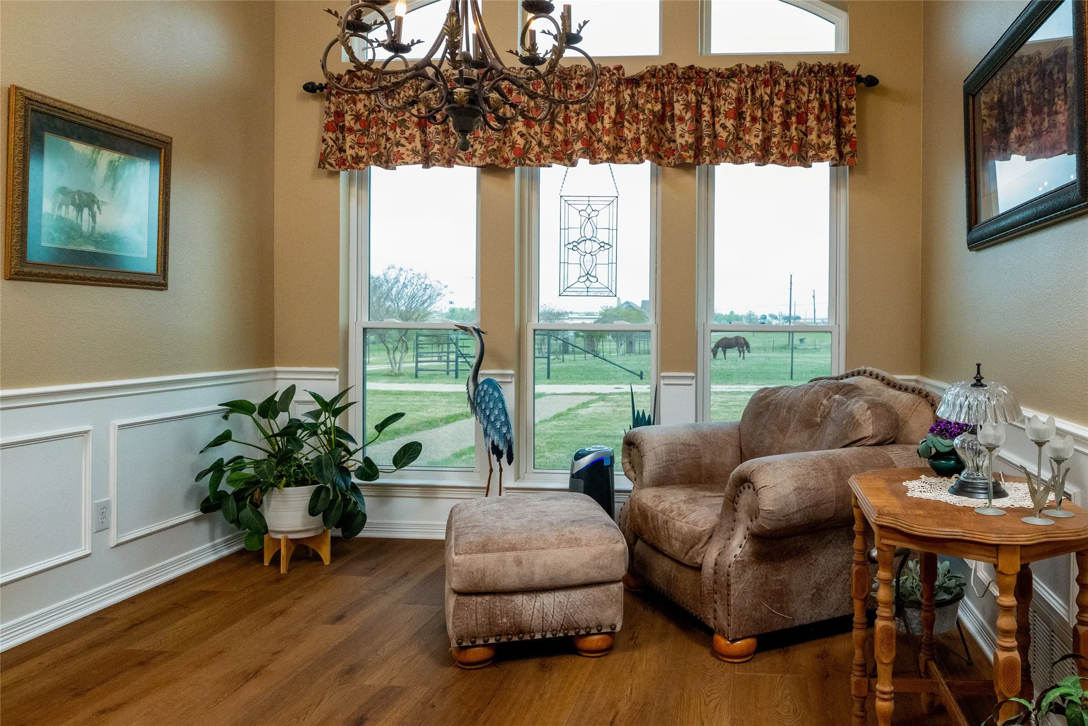 Farm For Sale in Denton County , 13435 Jackson Road, Krum, Texas 76249, 4 Bedroom, 4 Bathroom, 2 Garage spaces, 2,400 Sqft, built in 2000, mls#21221869, Real Estate Agent in Krum, Homes For Sale in Denton county, Homes For Sale in Krum, Realtor in Krum Texas, Real Estate Brokerage Independent Realty Texas, Luminita Cordes Realtor