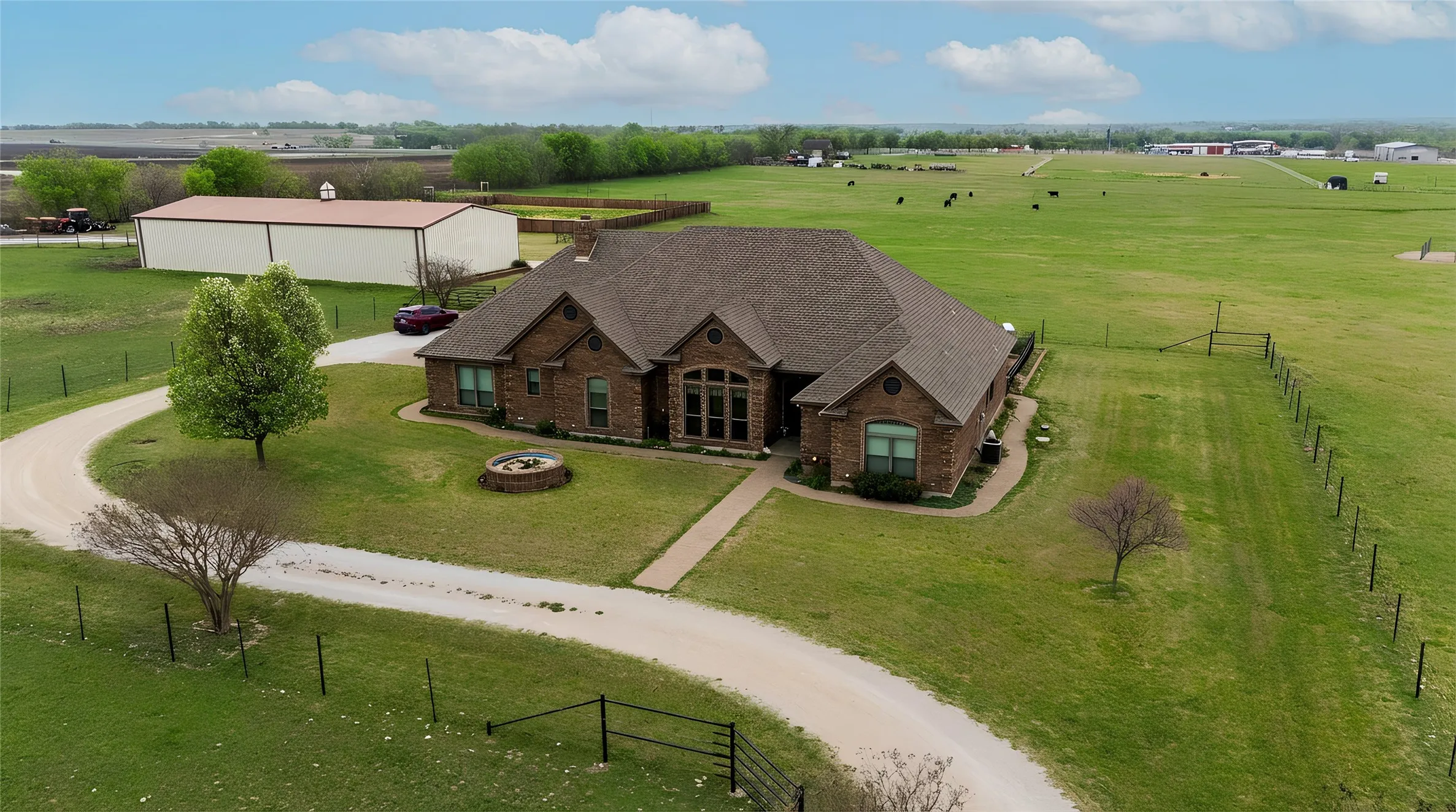 Farm For Sale in Denton County , 13435 Jackson Road, Krum, Texas 76249, 4 Bedroom, 4 Bathroom, 2 Garage spaces, 2,400 Sqft, built in 2000, mls#21221869, Real Estate Agent in Krum, Homes For Sale in Denton county, Homes For Sale in Krum, Realtor in Krum Texas, Real Estate Brokerage Independent Realty Texas, Luminita Cordes Realtor