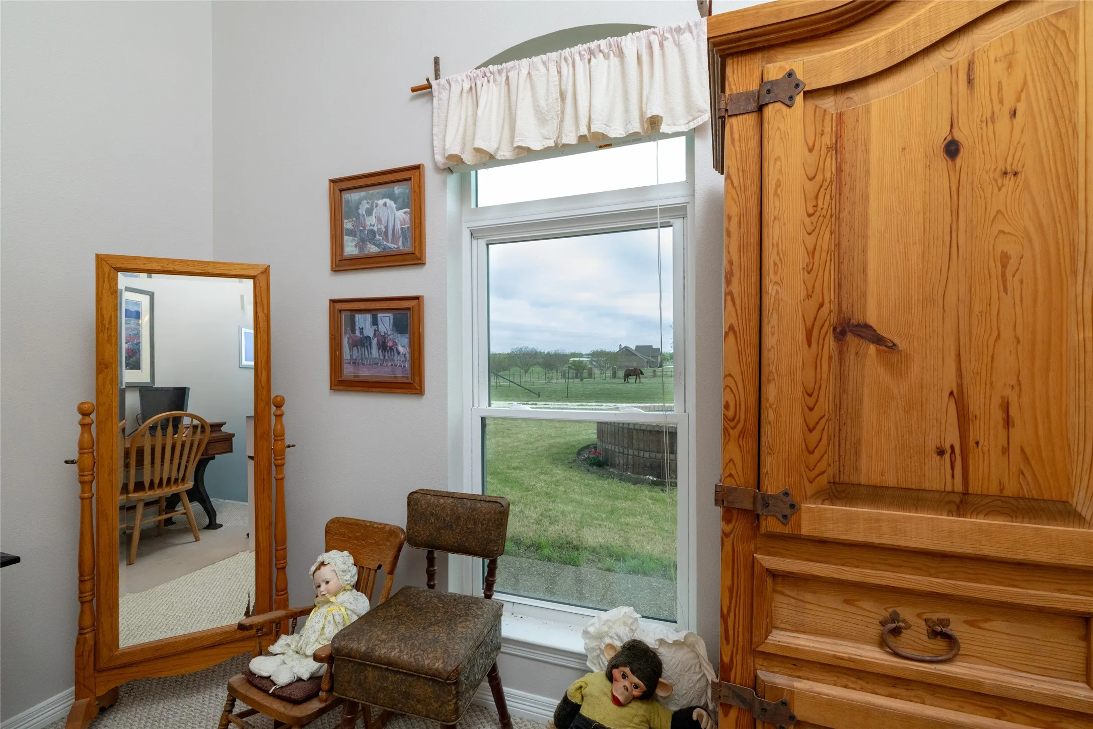 Farm For Sale in Denton County , 13435 Jackson Road, Krum, Texas 76249, 4 Bedroom, 4 Bathroom, 2 Garage spaces, 2,400 Sqft, built in 2000, mls#21221869, Real Estate Agent in Krum, Homes For Sale in Denton county, Homes For Sale in Krum, Realtor in Krum Texas, Real Estate Brokerage Independent Realty Texas, Luminita Cordes Realtor