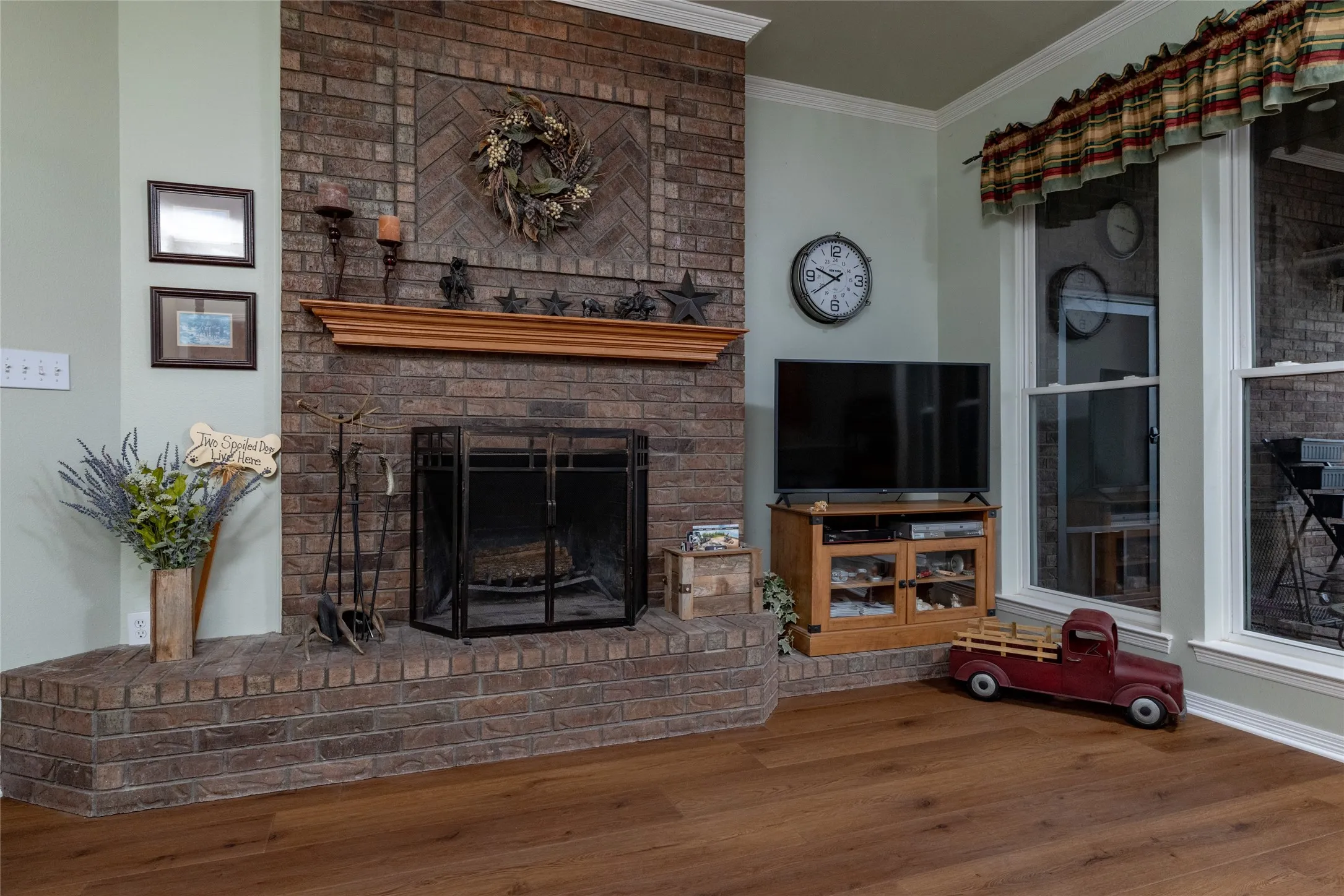 Farm For Sale in Denton County , 13435 Jackson Road, Krum, Texas 76249, 4 Bedroom, 4 Bathroom, 2 Garage spaces, 2,400 Sqft, built in 2000, mls#21221869, Real Estate Agent in Krum, Homes For Sale in Denton county, Homes For Sale in Krum, Realtor in Krum Texas, Real Estate Brokerage Independent Realty Texas, Luminita Cordes Realtor