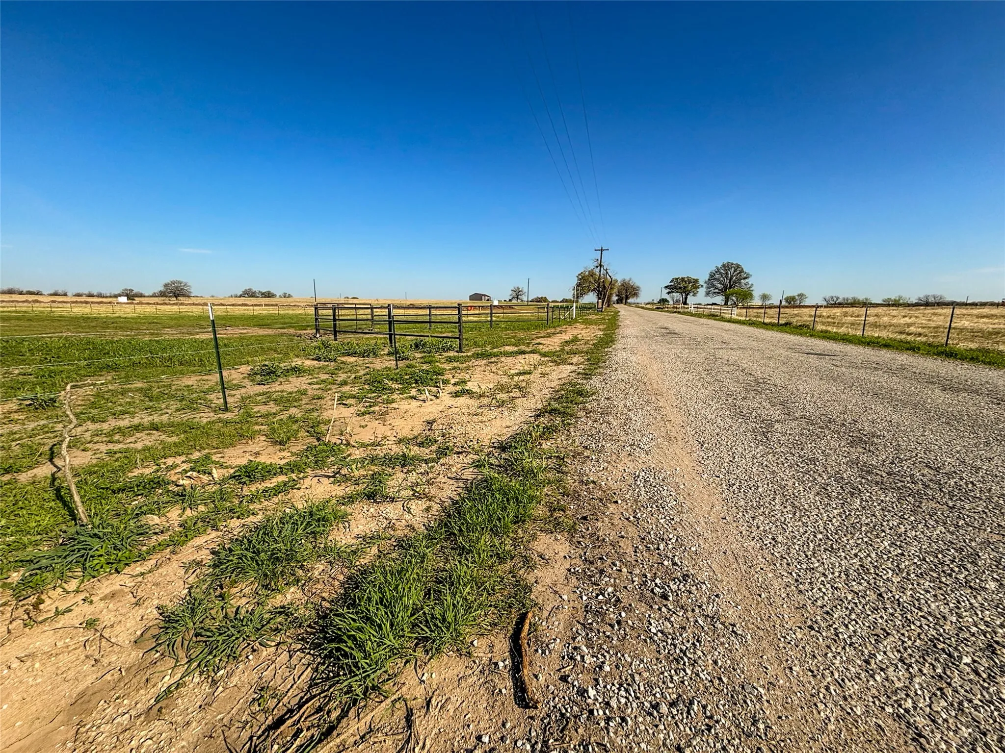 Unimproved Land For Sale in Wise County , 384 Cr-1475, Alvord, Texas 76225, 0, 0, Garage spaces, 0 Sqft, built in 0, mls#21221628, Real Estate Agent in Alvord, Homes For Sale in Wise county, Homes For Sale in Alvord, Realtor in Alvord Texas, Real Estate Brokerage Independent Realty Texas, Luminita Cordes Realtor