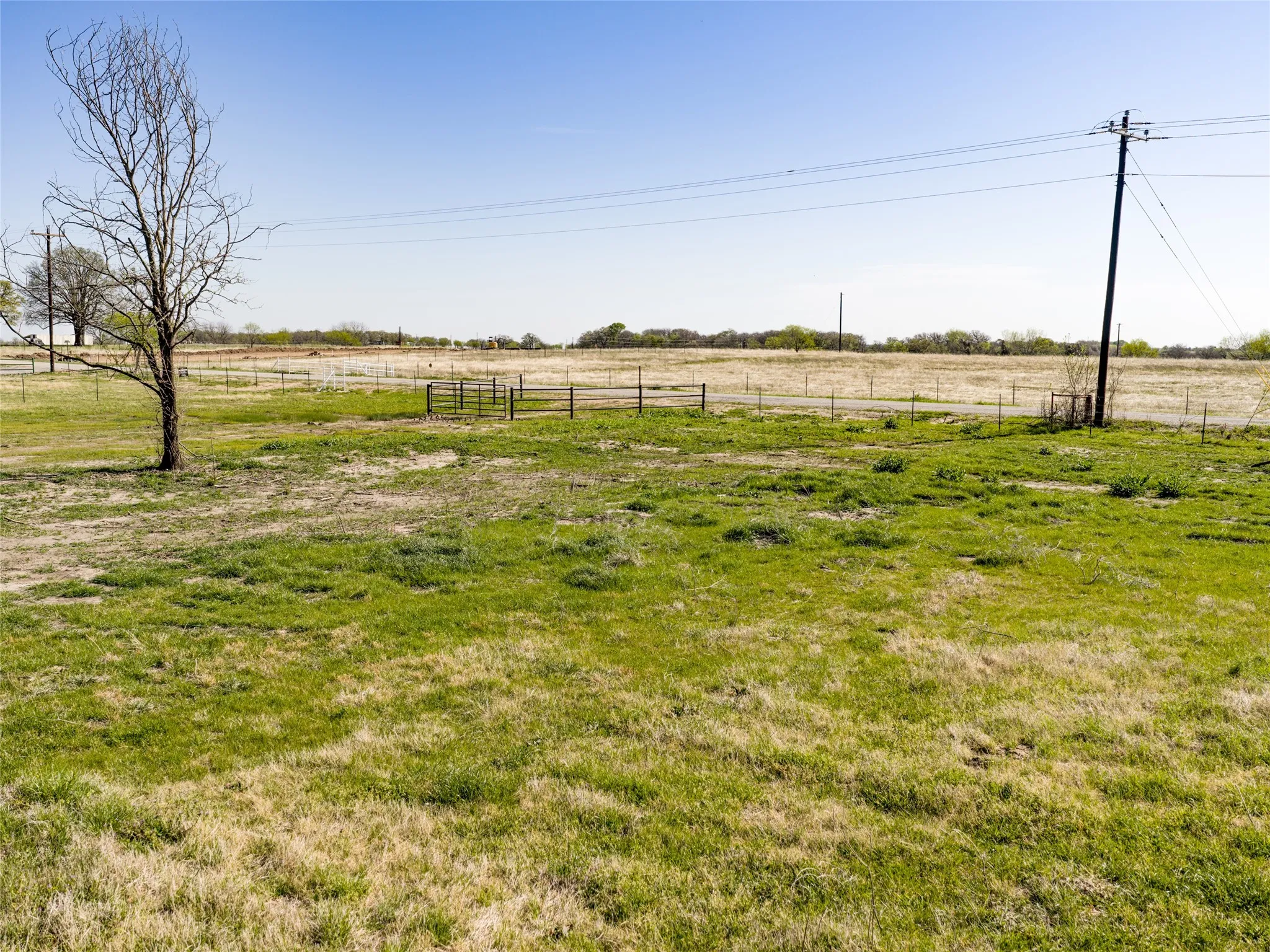 Unimproved Land For Sale in Wise County , 384 Cr-1475, Alvord, Texas 76225, 0, 0, Garage spaces, 0 Sqft, built in 0, mls#21221628, Real Estate Agent in Alvord, Homes For Sale in Wise county, Homes For Sale in Alvord, Realtor in Alvord Texas, Real Estate Brokerage Independent Realty Texas, Luminita Cordes Realtor