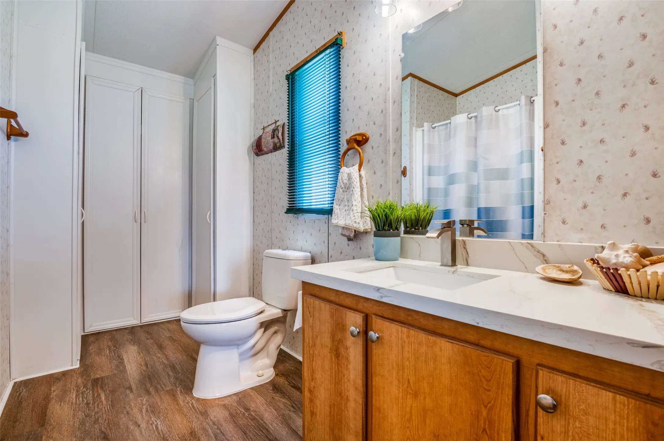 Farm For Sale in Navarro County , 9121 NE County Road 2170, Powell, Texas 75153, 3 Bedroom, 2 Bathroom, Garage spaces, 1,512 Sqft, built in 2005, Preowned, mls#21221645, Real Estate Agent in Powell, Homes For Sale in Navarro county, Homes For Sale in Powell, Realtor in Powell Texas, Real Estate Brokerage Independent Realty Texas, Luminita Cordes Realtor