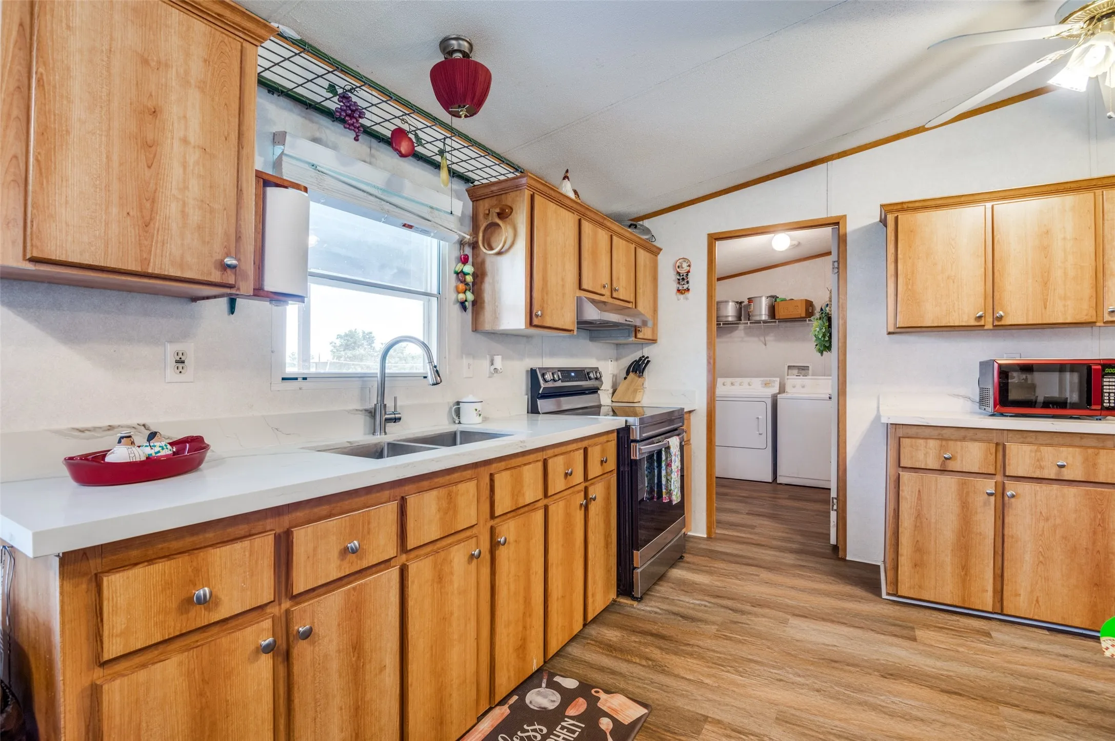 Farm For Sale in Navarro County , 9121 NE County Road 2170, Powell, Texas 75153, 3 Bedroom, 2 Bathroom, Garage spaces, 1,512 Sqft, built in 2005, Preowned, mls#21221645, Real Estate Agent in Powell, Homes For Sale in Navarro county, Homes For Sale in Powell, Realtor in Powell Texas, Real Estate Brokerage Independent Realty Texas, Luminita Cordes Realtor