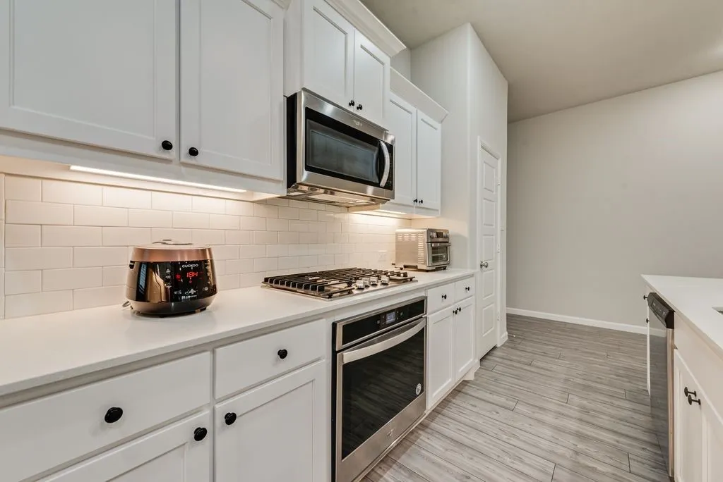 Single Family Residence For Sale in Collin County , 1610 Wayback Drive, Celina, Texas 75009, 3 Bedrooms, 2 Bathrooms, 2 Garage spaces, 1,932 Sqft, built in 2021, Price $420,000, mls#21220092, Real Estate Agent in Celina, Homes For Sale in Collin county, Homes For Sale in Celina, Realtor in Celina Texas, Real Estate Brokerage Independent Realty Texas, Luminita Cordes Realtor