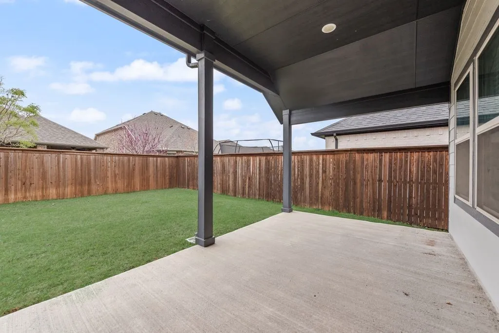 Single Family Residence For Sale in Collin County , 1610 Wayback Drive, Celina, Texas 75009, 3 Bedrooms, 2 Bathrooms, 2 Garage spaces, 1,932 Sqft, built in 2021, Price $420,000, mls#21220092, Real Estate Agent in Celina, Homes For Sale in Collin county, Homes For Sale in Celina, Realtor in Celina Texas, Real Estate Brokerage Independent Realty Texas, Luminita Cordes Realtor