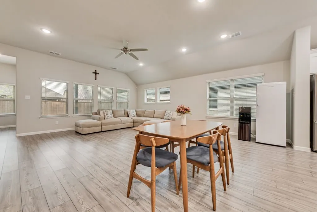 Single Family Residence For Sale in Collin County , 1610 Wayback Drive, Celina, Texas 75009, 3 Bedrooms, 2 Bathrooms, 2 Garage spaces, 1,932 Sqft, built in 2021, Price $420,000, mls#21220092, Real Estate Agent in Celina, Homes For Sale in Collin county, Homes For Sale in Celina, Realtor in Celina Texas, Real Estate Brokerage Independent Realty Texas, Luminita Cordes Realtor