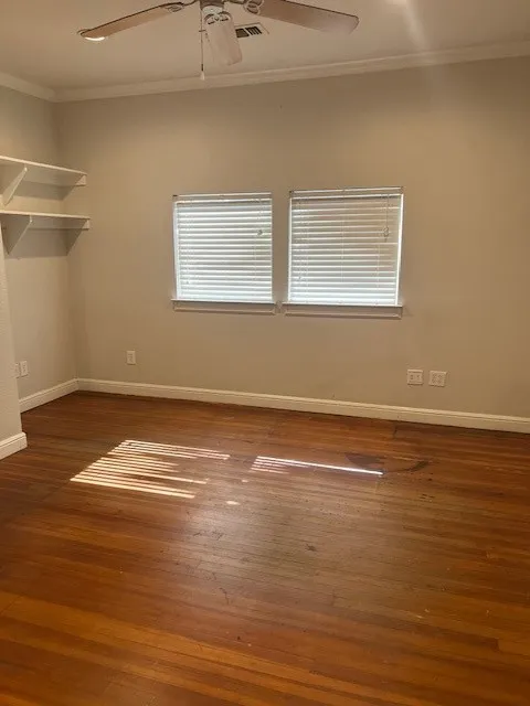 Business For Rent in Johnson County , 904 W Henderson Street, Cleburne, Texas 76033, 0, 0, Garage spaces, 0 Sqft, built in 1928, Preowned, mls#21221583, Real Estate Agent in Cleburne, Homes For Rent in Johnson county, Homes For Rent in Cleburne, Realtor in Cleburne Texas, Real Estate Brokerage Independent Realty Texas, Luminita Cordes Realtor