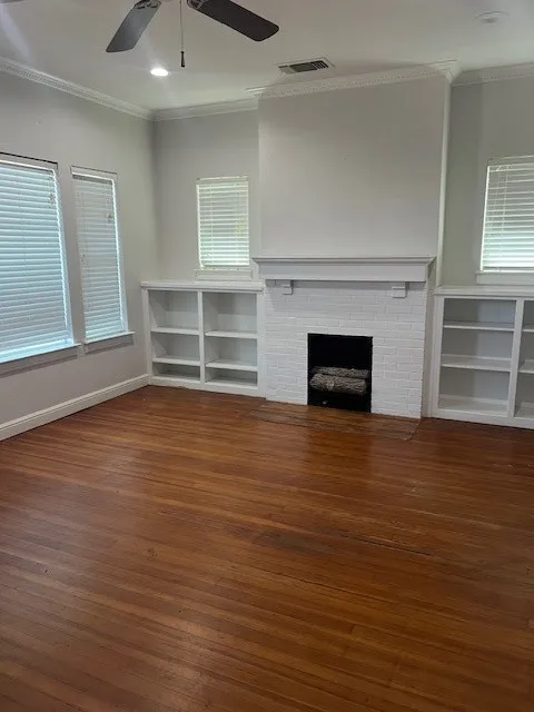 Business For Rent in Johnson County , 904 W Henderson Street, Cleburne, Texas 76033, 0, 0, Garage spaces, 0 Sqft, built in 1928, Preowned, mls#21221583, Real Estate Agent in Cleburne, Homes For Rent in Johnson county, Homes For Rent in Cleburne, Realtor in Cleburne Texas, Real Estate Brokerage Independent Realty Texas, Luminita Cordes Realtor
