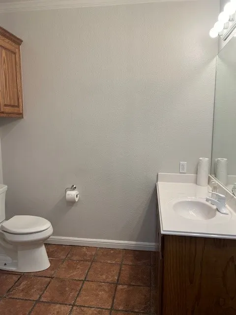 Business For Rent in Johnson County , 904 W Henderson Street, Cleburne, Texas 76033, 0, 0, Garage spaces, 0 Sqft, built in 1928, Preowned, mls#21221583, Real Estate Agent in Cleburne, Homes For Rent in Johnson county, Homes For Rent in Cleburne, Realtor in Cleburne Texas, Real Estate Brokerage Independent Realty Texas, Luminita Cordes Realtor