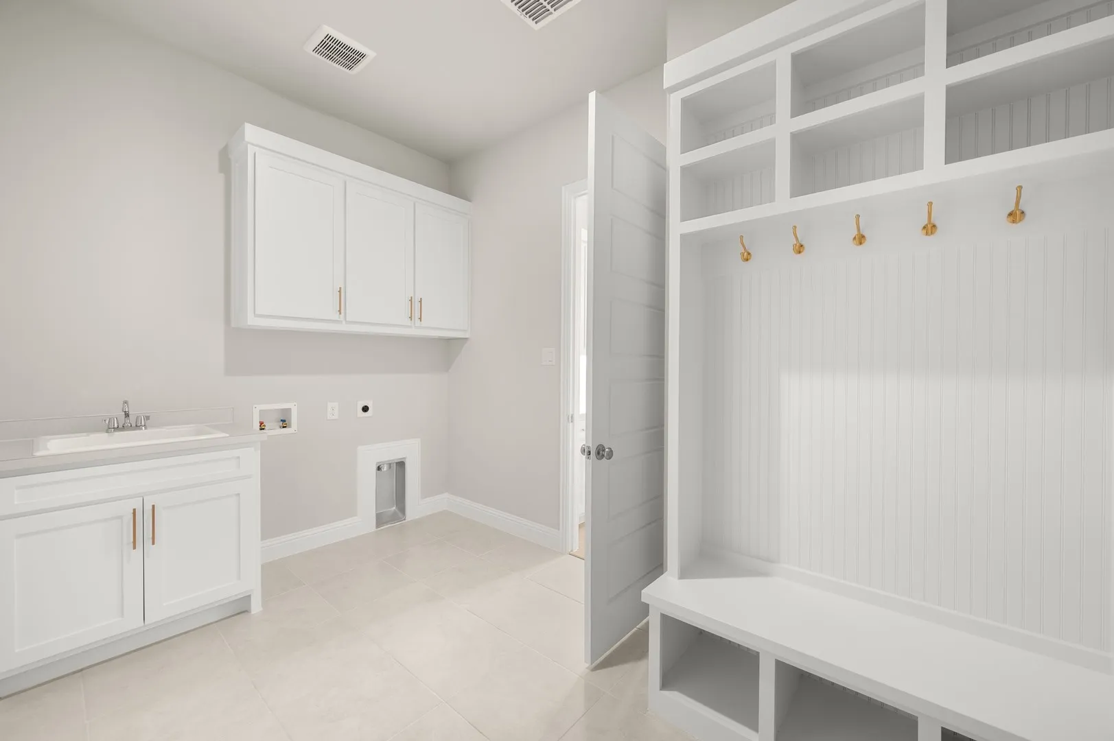 2315 Meek Woods- Utility-9502