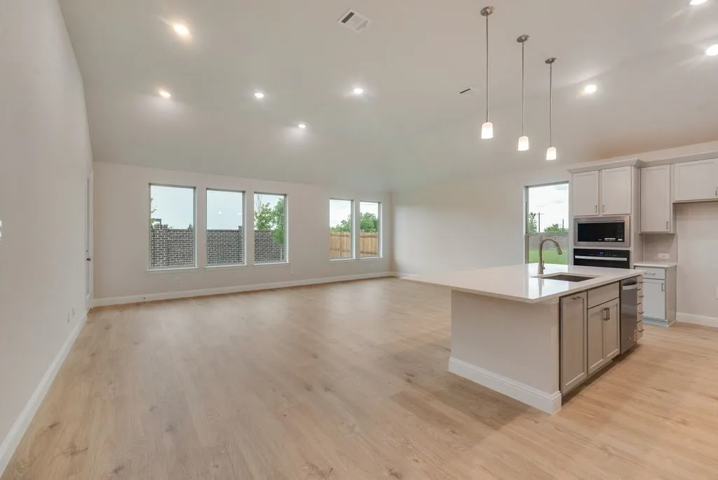 Single Family Residence For Sale in Denton County , 4117 Picton Avenue, Celina, Texas 76227, 3 Bedroom, 2 Bathroom, 2 Garage spaces, 1,868 Sqft, built in 2026, New Construction - Complete, mls#21220976, Real Estate Agent in Celina, Homes For Sale in Denton county, Homes For Sale in Celina, Realtor in Celina Texas, Real Estate Brokerage Independent Realty Texas, Luminita Cordes Realtor