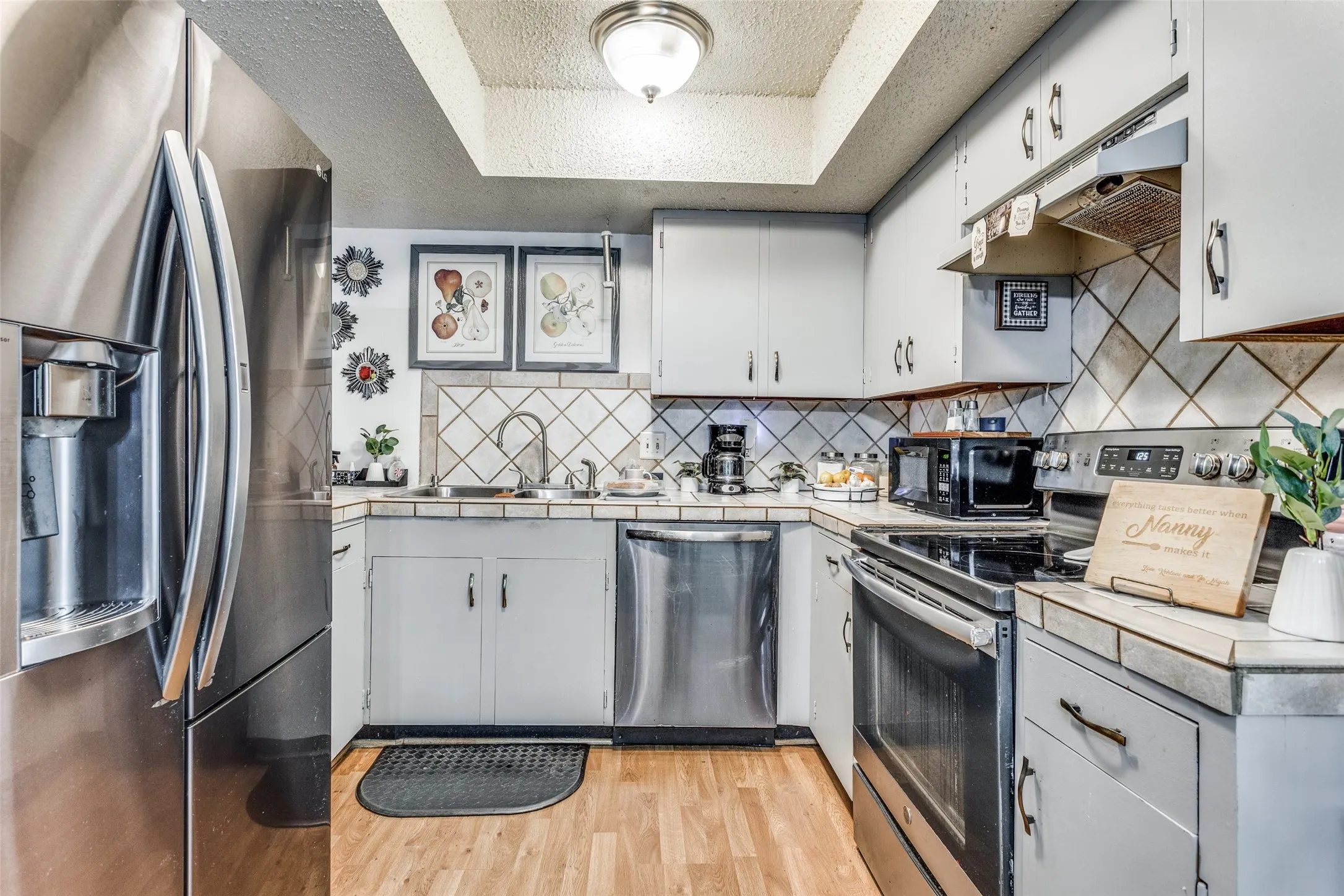 Single Family Residence For Sale in Collin County , 3541 Shorecrest Drive, Plano, Texas 75074, 4 Bedroom, 3 Bathroom, 2 Garage spaces, 1,726 Sqft, built in 1970, Preowned, mls#21220389, Real Estate Agent in Plano, Homes For Sale in Collin county, Homes For Sale in Plano, Realtor in Plano Texas, Real Estate Brokerage Independent Realty Texas, Luminita Cordes Realtor