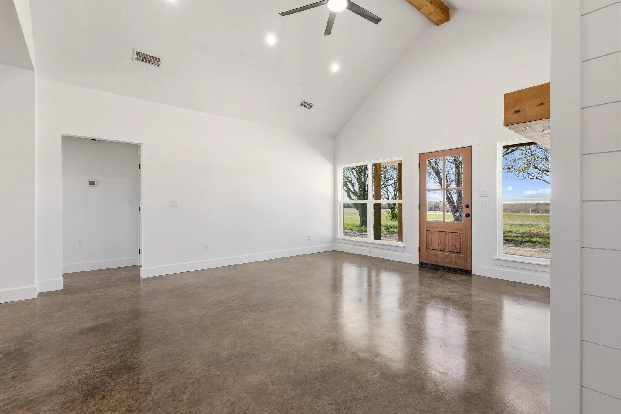Single Family Residence For Sale in Fannin County , 14419 FM 1396 E, Windom, Texas 75492, 3 Bedroom, 2 Bathroom, Garage spaces, 1,668 Sqft, built in 2025, New Construction - Complete, mls#21216106, Real Estate Agent in Windom, Homes For Sale in Fannin county, Homes For Sale in Windom, Realtor in Windom Texas, Real Estate Brokerage Independent Realty Texas, Luminita Cordes Realtor
