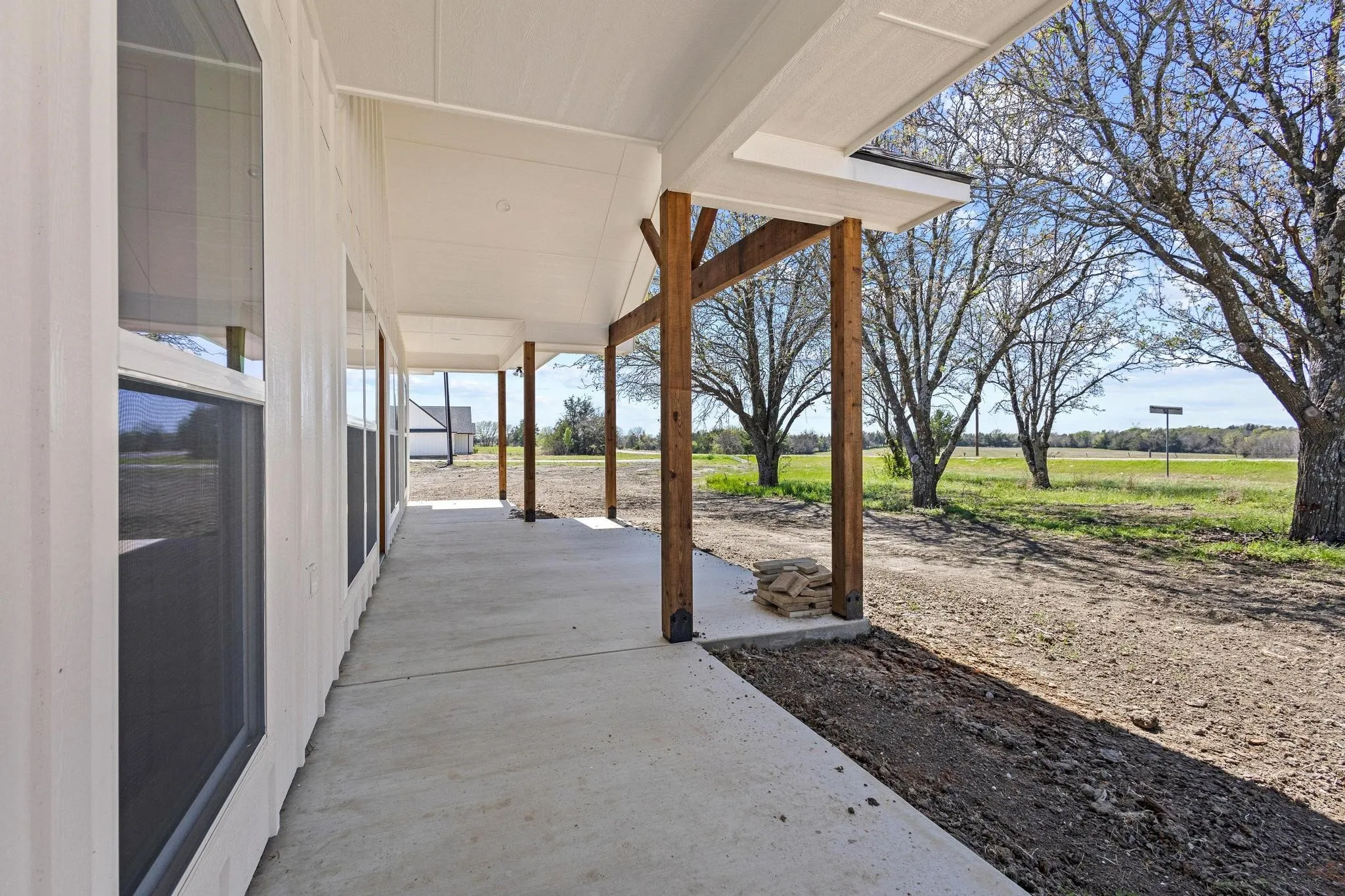 Single Family Residence For Sale in Fannin County , 14419 FM 1396 E, Windom, Texas 75492, 3 Bedroom, 2 Bathroom, Garage spaces, 1,668 Sqft, built in 2025, New Construction - Complete, mls#21216106, Real Estate Agent in Windom, Homes For Sale in Fannin county, Homes For Sale in Windom, Realtor in Windom Texas, Real Estate Brokerage Independent Realty Texas, Luminita Cordes Realtor