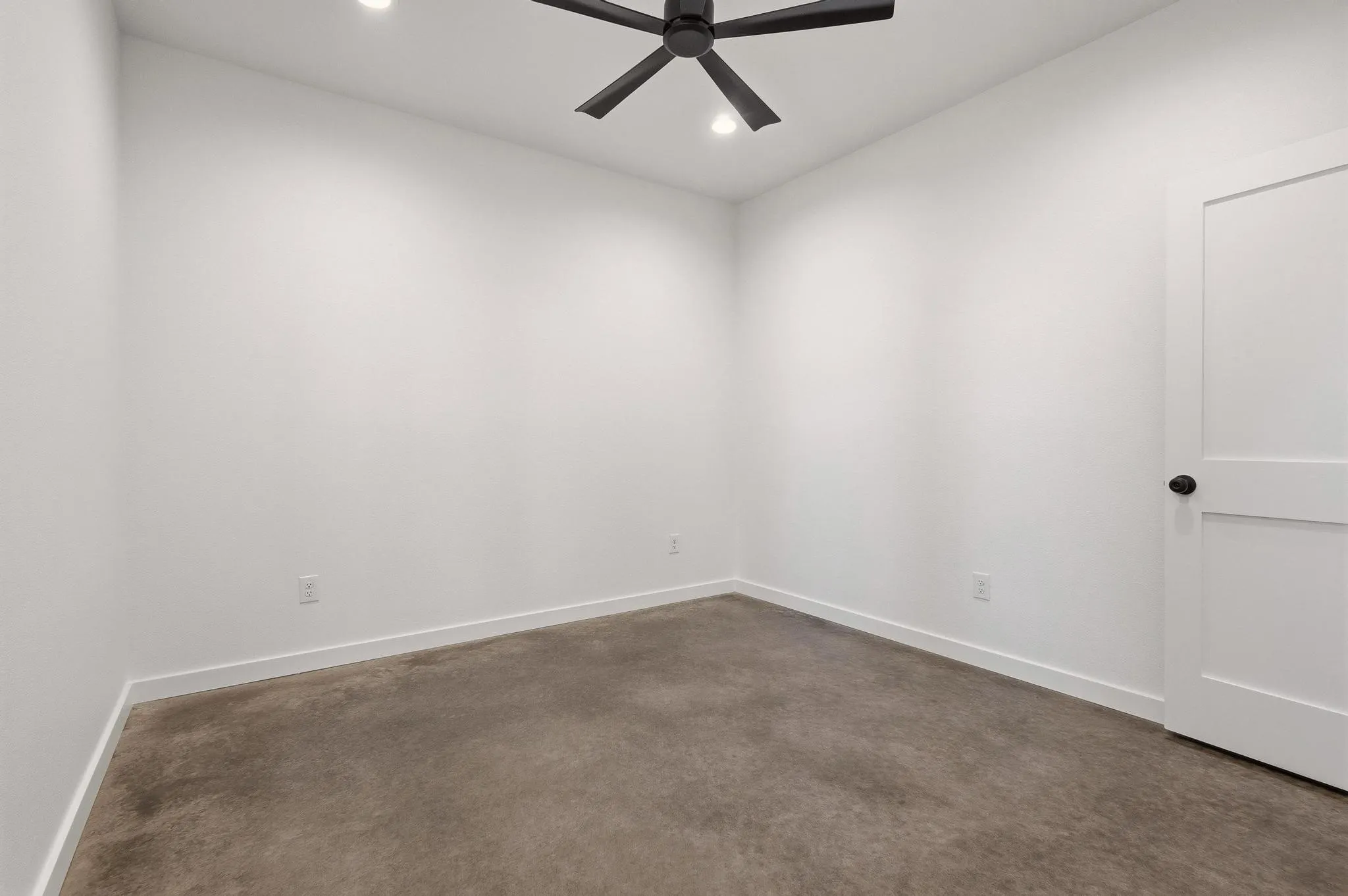 Single Family Residence For Sale in Fannin County , 14419 FM 1396 E, Windom, Texas 75492, 3 Bedroom, 2 Bathroom, Garage spaces, 1,668 Sqft, built in 2025, New Construction - Complete, mls#21216106, Real Estate Agent in Windom, Homes For Sale in Fannin county, Homes For Sale in Windom, Realtor in Windom Texas, Real Estate Brokerage Independent Realty Texas, Luminita Cordes Realtor