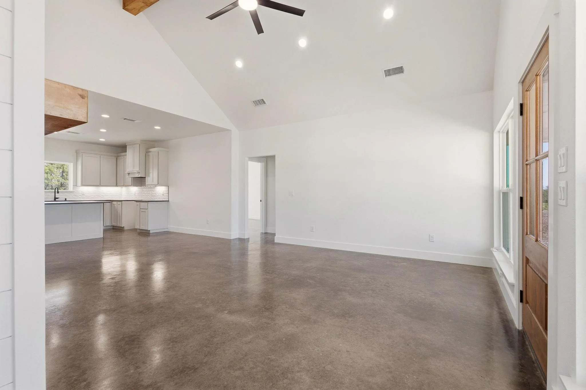 Single Family Residence For Sale in Fannin County , 14419 FM 1396 E, Windom, Texas 75492, 3 Bedroom, 2 Bathroom, Garage spaces, 1,668 Sqft, built in 2025, New Construction - Complete, mls#21216106, Real Estate Agent in Windom, Homes For Sale in Fannin county, Homes For Sale in Windom, Realtor in Windom Texas, Real Estate Brokerage Independent Realty Texas, Luminita Cordes Realtor