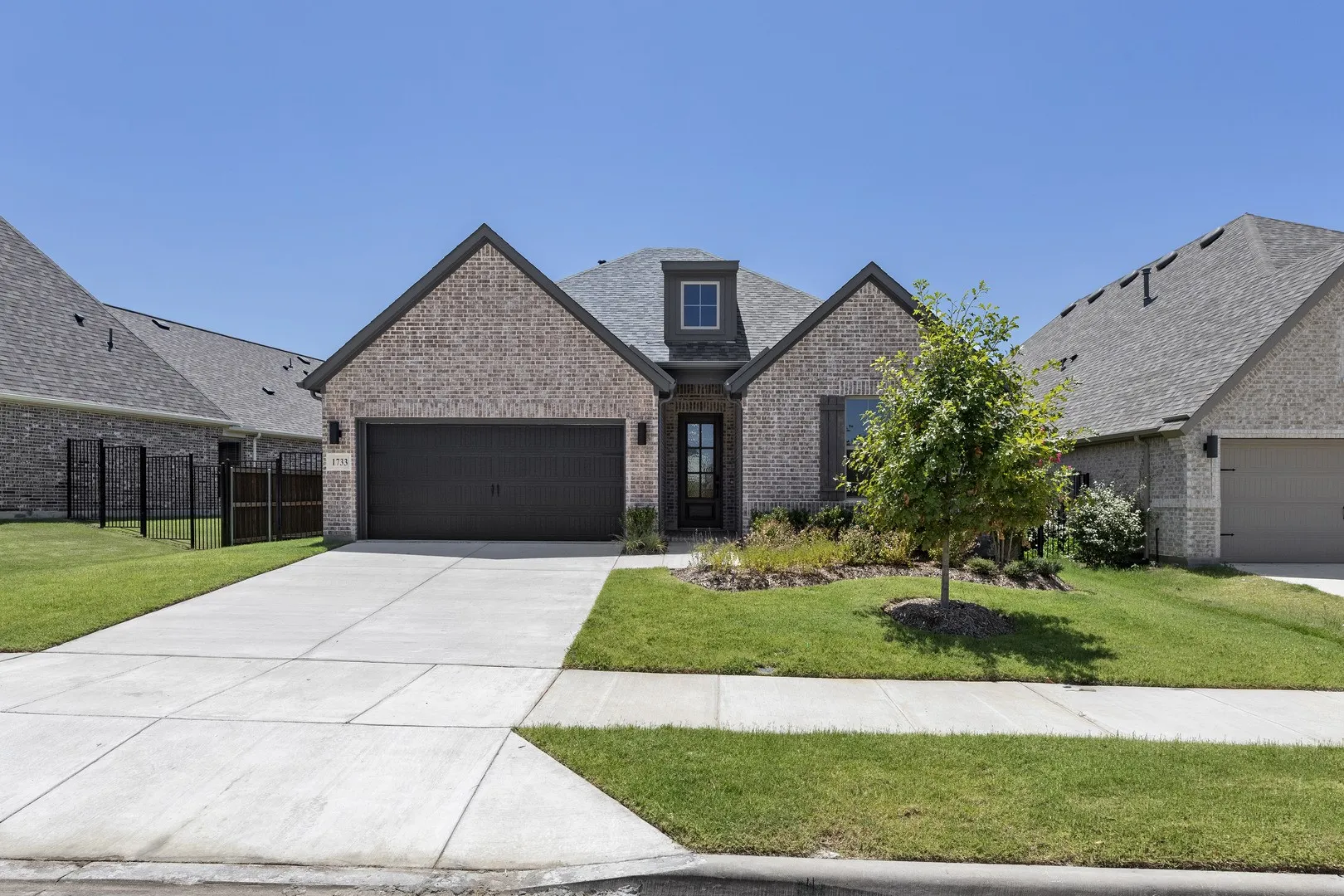 Single Family Residence For Sale in Collin County , 1733 Hillside Stroll Drive, Lavon, Texas 75166, 4 Bedroom, 3 Bathroom, 2 Garage spaces, 2,366 Sqft, built in 2026, New Construction - Incomplete, mls#21222065, Real Estate Agent in Lavon, Homes For Sale in Collin county, Homes For Sale in Lavon, Realtor in Lavon Texas, Real Estate Brokerage Independent Realty Texas, Luminita Cordes Realtor