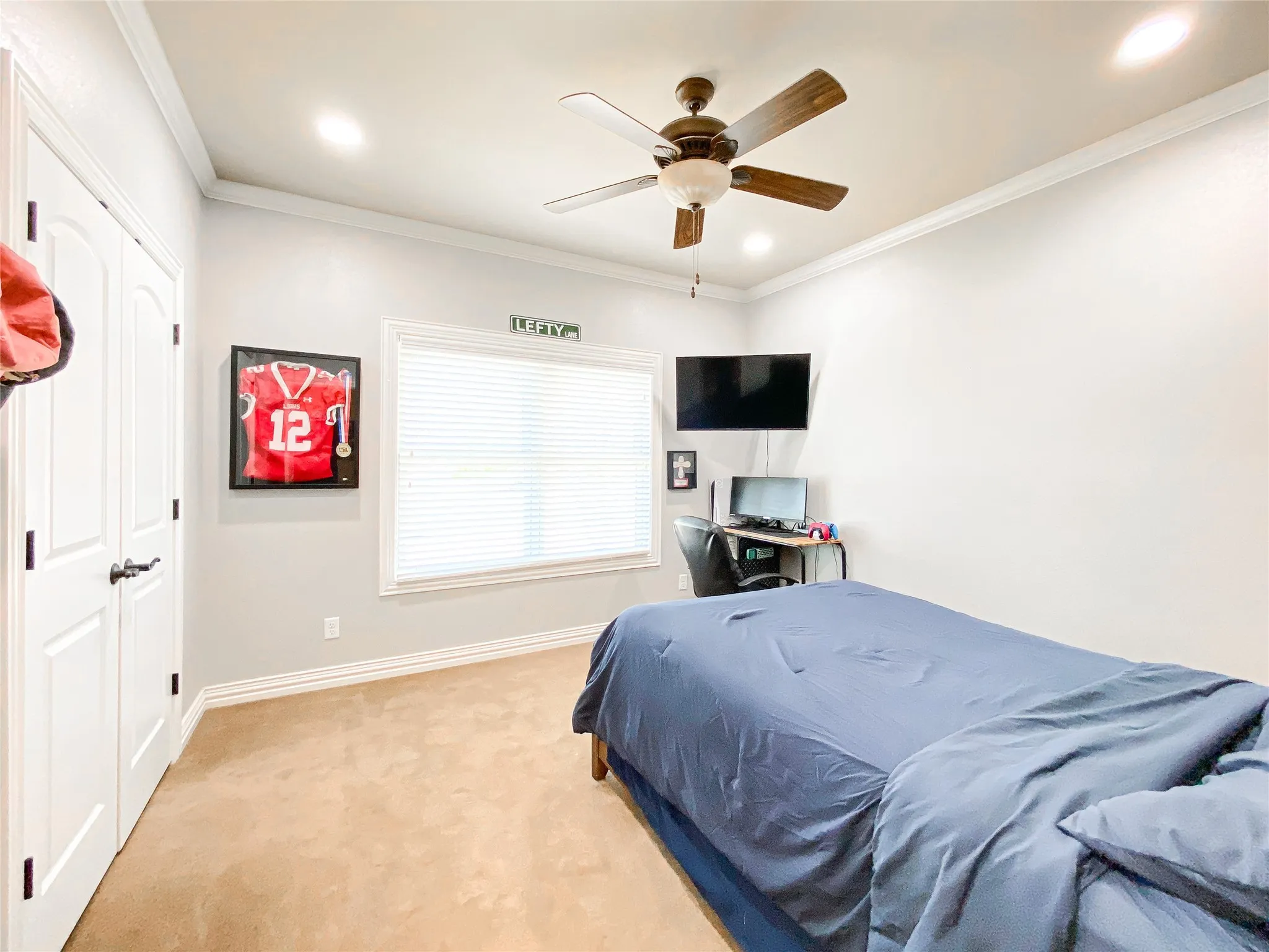 Single Family Residence For Sale in Shackelford County , 14 Remington Drive, Albany, Texas 76430, 3 Bedroom, 3 Bathroom, 2 Garage spaces, 2,447 Sqft, built in 2012, mls#21222102, Real Estate Agent in Albany, Homes For Sale in Shackelford county, Homes For Sale in Albany, Realtor in Albany Texas, Real Estate Brokerage Independent Realty Texas, Luminita Cordes Realtor
