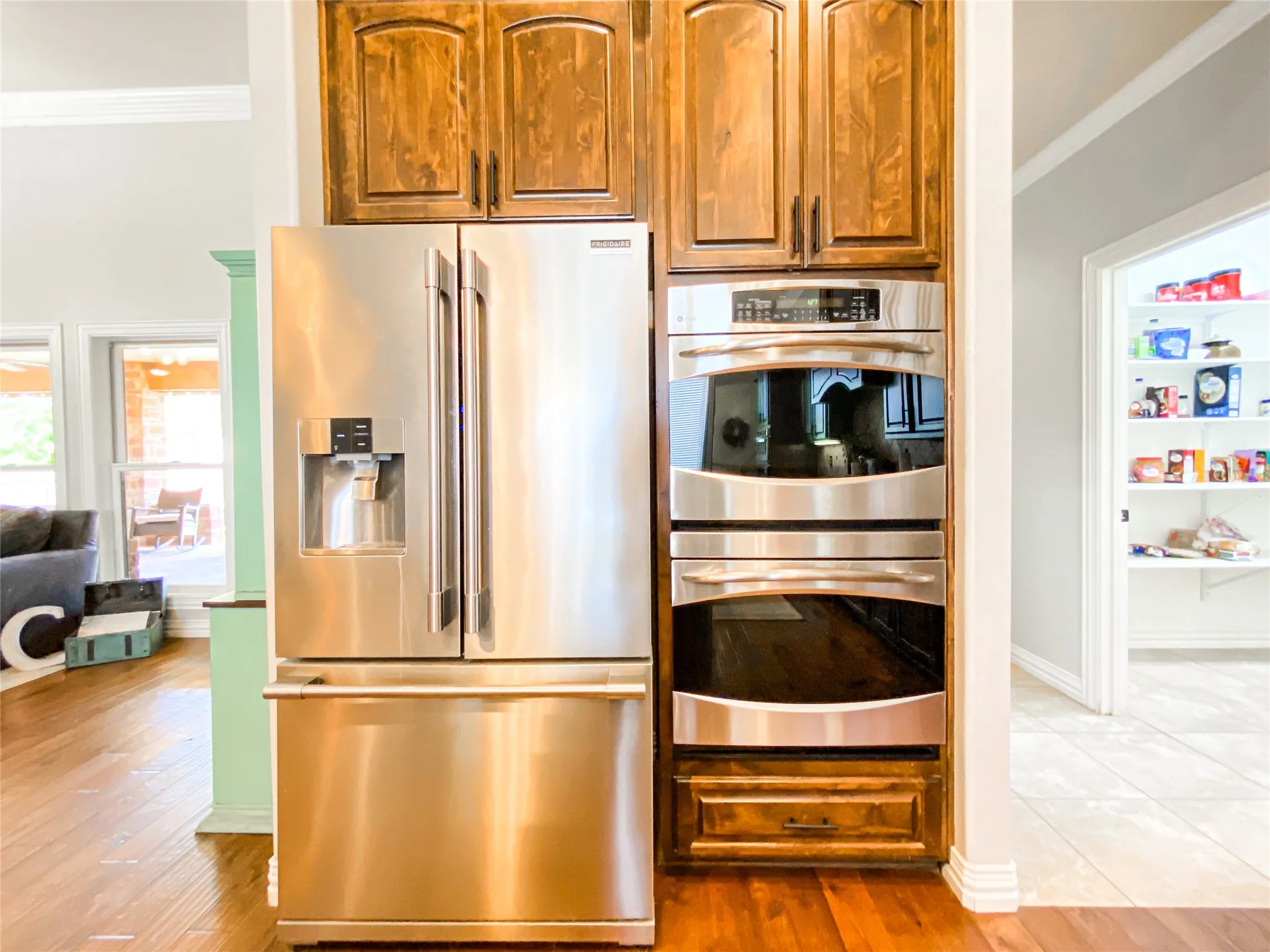 Single Family Residence For Sale in Shackelford County , 14 Remington Drive, Albany, Texas 76430, 3 Bedroom, 3 Bathroom, 2 Garage spaces, 2,447 Sqft, built in 2012, mls#21222102, Real Estate Agent in Albany, Homes For Sale in Shackelford county, Homes For Sale in Albany, Realtor in Albany Texas, Real Estate Brokerage Independent Realty Texas, Luminita Cordes Realtor