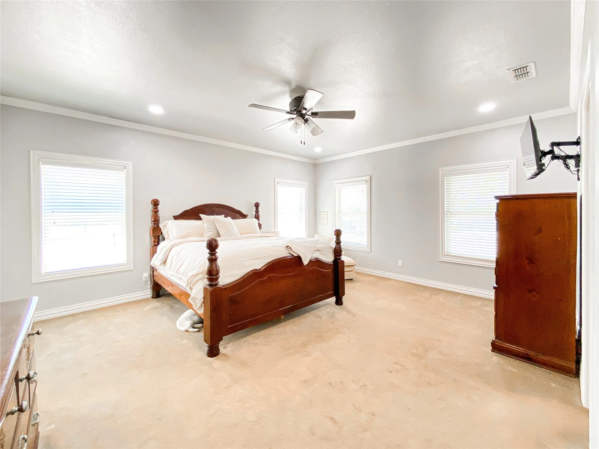 Single Family Residence For Sale in Shackelford County , 14 Remington Drive, Albany, Texas 76430, 3 Bedroom, 3 Bathroom, 2 Garage spaces, 2,447 Sqft, built in 2012, mls#21222102, Real Estate Agent in Albany, Homes For Sale in Shackelford county, Homes For Sale in Albany, Realtor in Albany Texas, Real Estate Brokerage Independent Realty Texas, Luminita Cordes Realtor