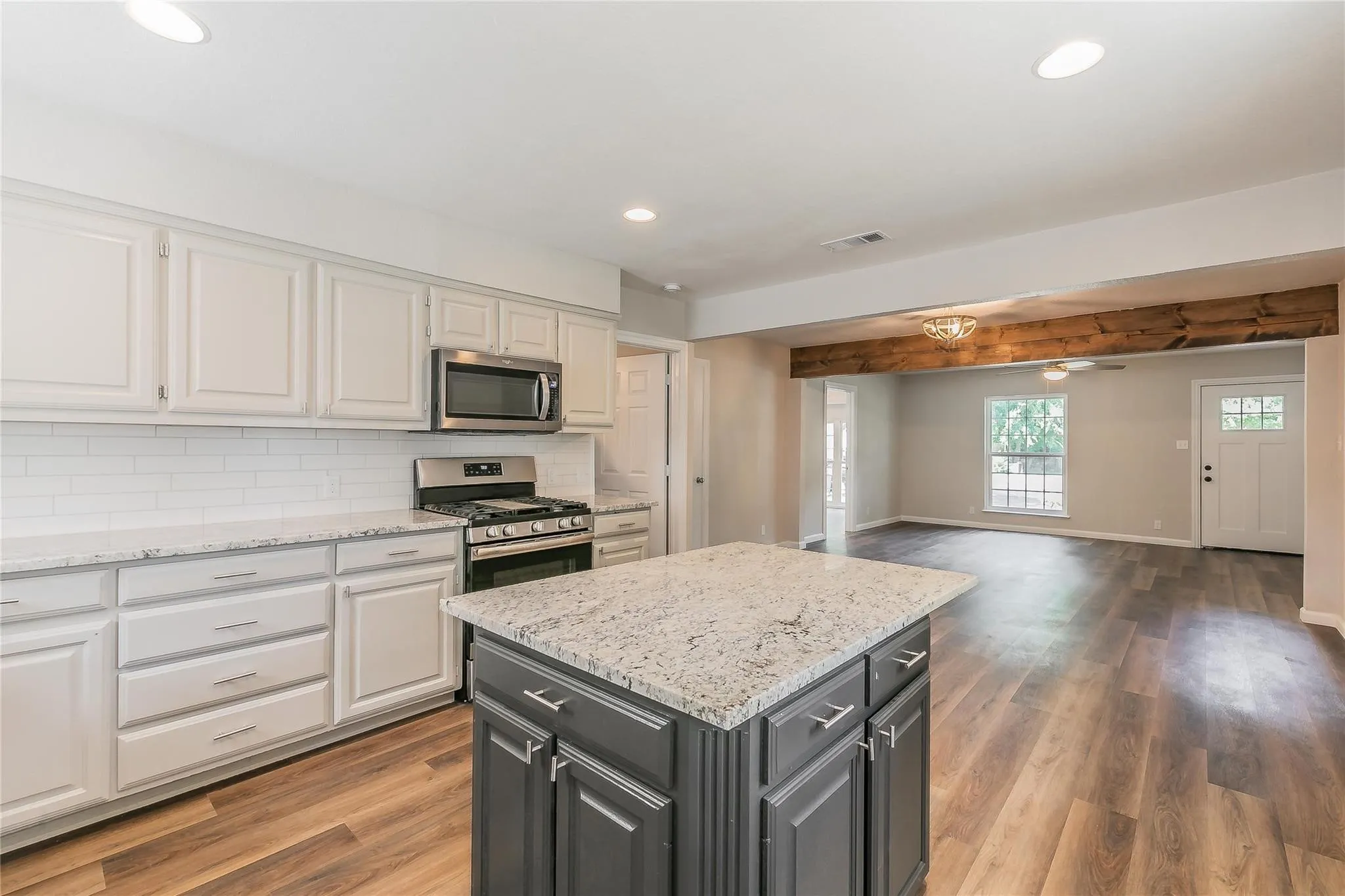 Single Family Residence For Rent in Collin County , 316 S 2nd Street, Wylie, Texas 75098, 4 Bedroom, 2 Bathroom, Garage spaces, 1,430 Sqft, built in 1964, mls#21222120, Real Estate Agent in Wylie, Homes For Rent in Collin county, Homes For Rent in Wylie, Realtor in Wylie Texas, Real Estate Brokerage Independent Realty Texas, Luminita Cordes Realtor