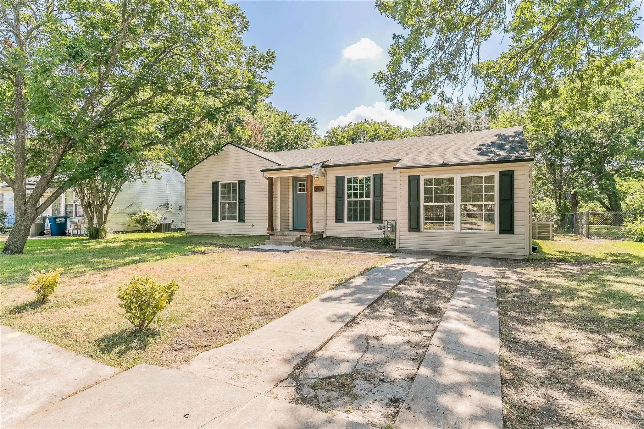 Single Family Residence For Rent in Collin County , 316 S 2nd Street, Wylie, Texas 75098, 4 Bedroom, 2 Bathroom, Garage spaces, 1,430 Sqft, built in 1964, mls#21222120, Real Estate Agent in Wylie, Homes For Rent in Collin county, Homes For Rent in Wylie, Realtor in Wylie Texas, Real Estate Brokerage Independent Realty Texas, Luminita Cordes Realtor