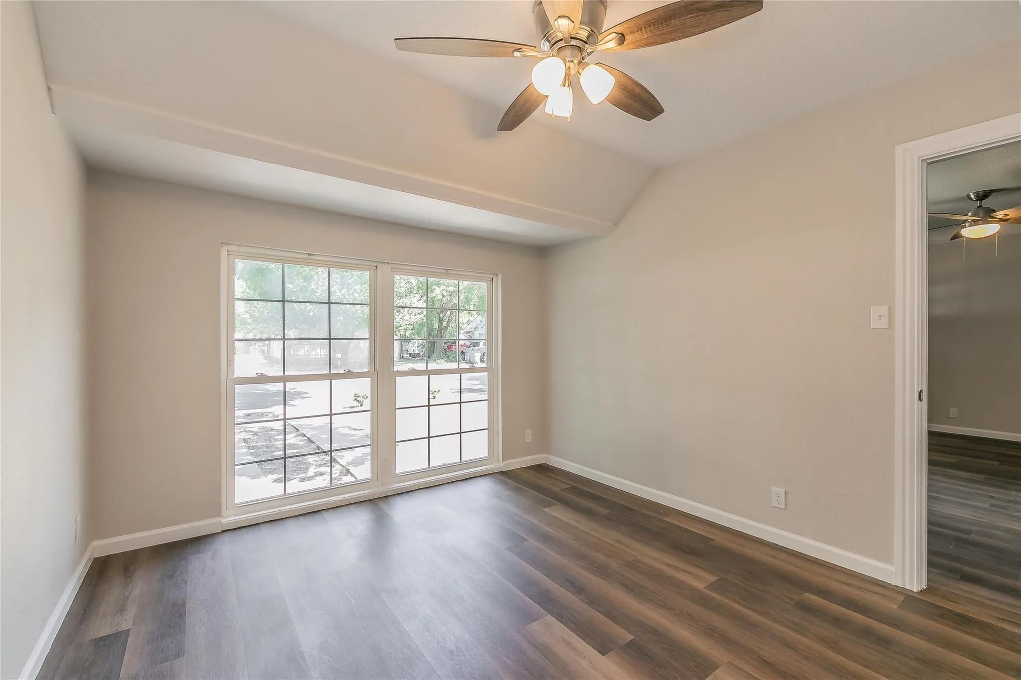 Single Family Residence For Rent in Collin County , 316 S 2nd Street, Wylie, Texas 75098, 4 Bedroom, 2 Bathroom, Garage spaces, 1,430 Sqft, built in 1964, mls#21222120, Real Estate Agent in Wylie, Homes For Rent in Collin county, Homes For Rent in Wylie, Realtor in Wylie Texas, Real Estate Brokerage Independent Realty Texas, Luminita Cordes Realtor