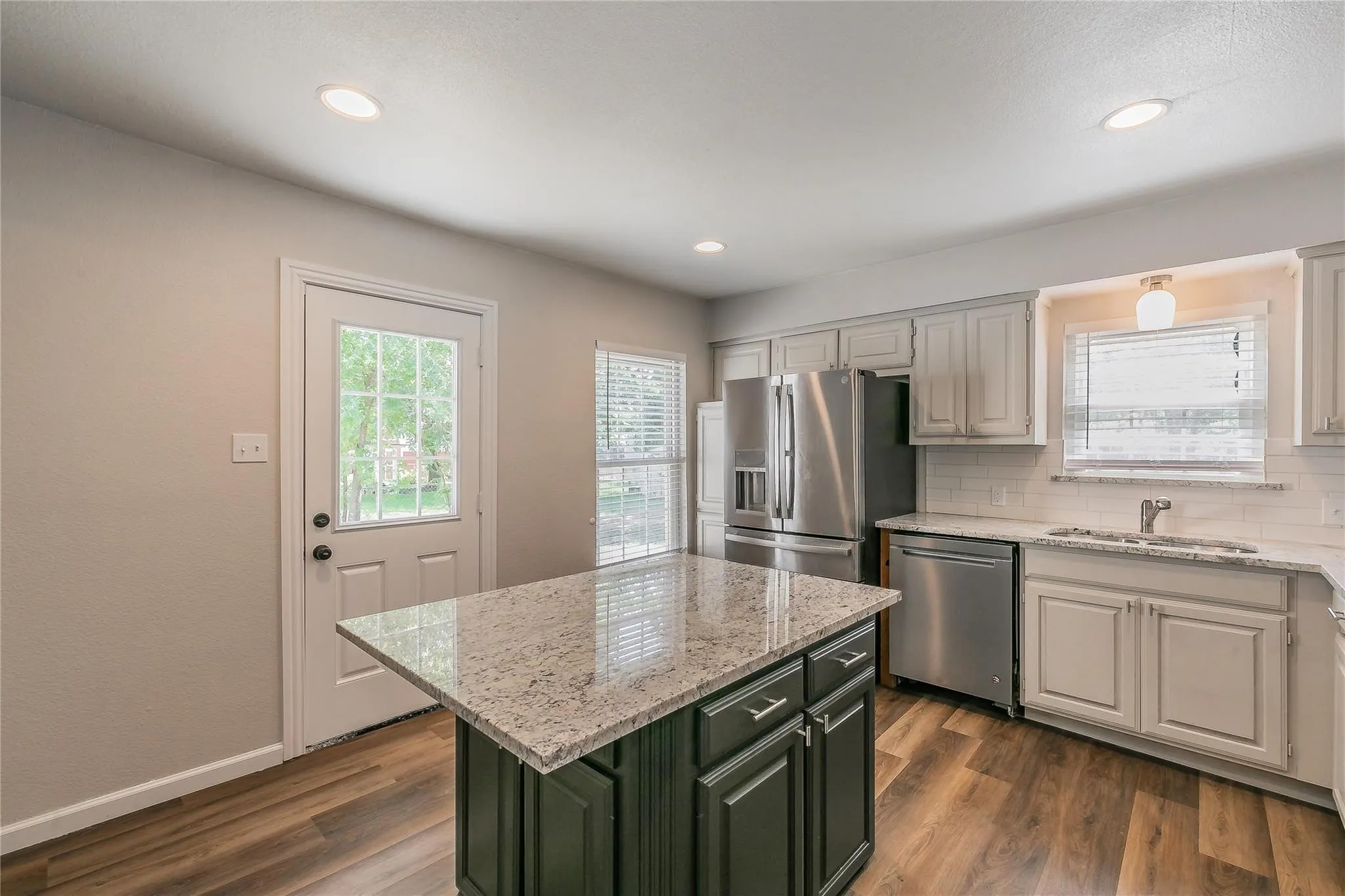 Single Family Residence For Rent in Collin County , 316 S 2nd Street, Wylie, Texas 75098, 4 Bedroom, 2 Bathroom, Garage spaces, 1,430 Sqft, built in 1964, mls#21222120, Real Estate Agent in Wylie, Homes For Rent in Collin county, Homes For Rent in Wylie, Realtor in Wylie Texas, Real Estate Brokerage Independent Realty Texas, Luminita Cordes Realtor